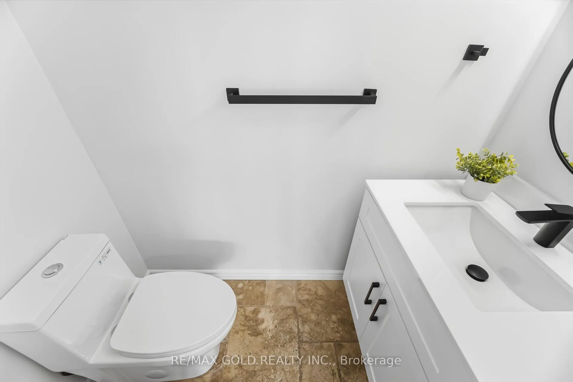 Photo 19 of Unit 6, 2015 Cleaver Avenue, Burlington, Headon — HOMEH
