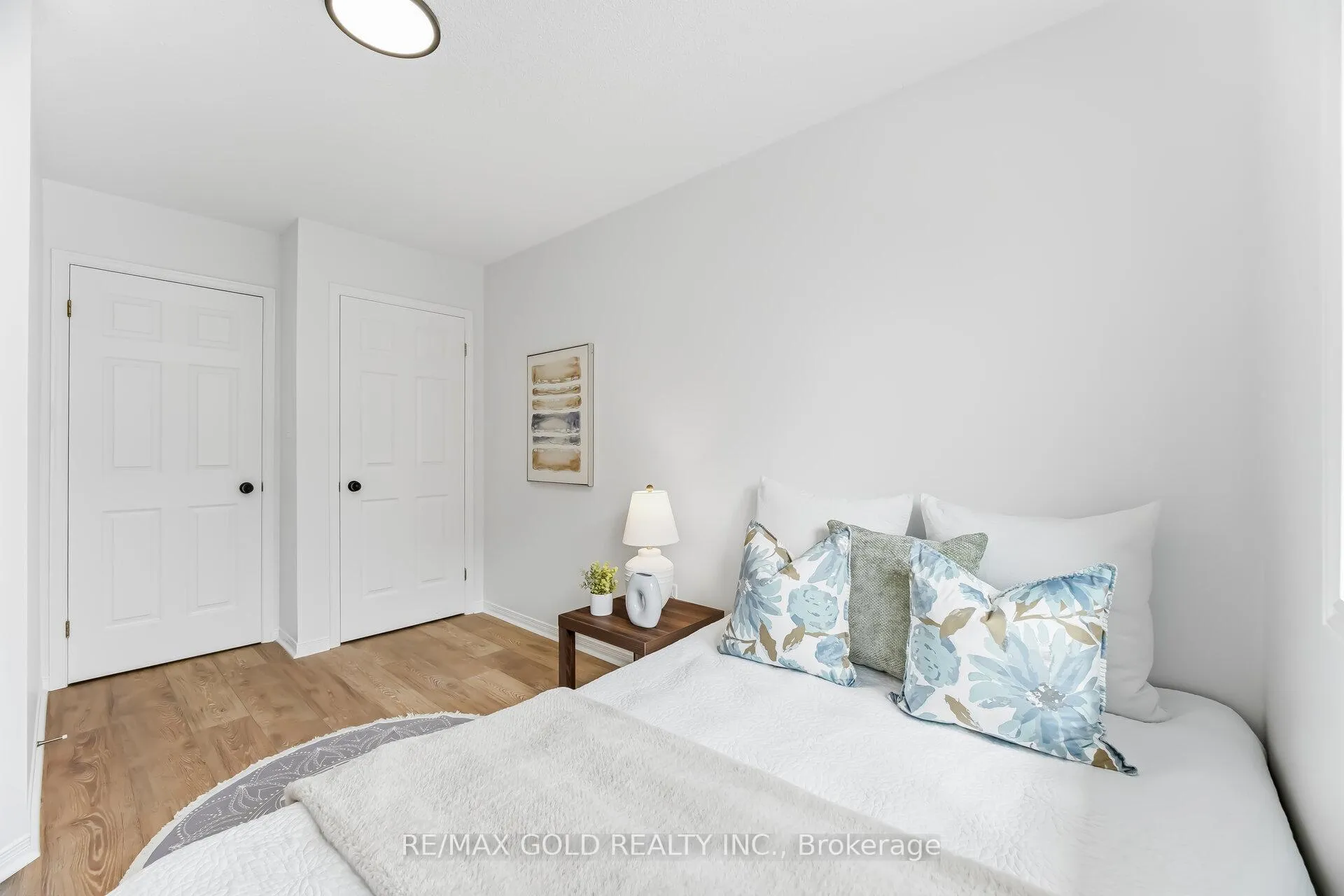 Photo 21 of Unit 6, 2015 Cleaver Avenue, Burlington, Headon — HOMEH