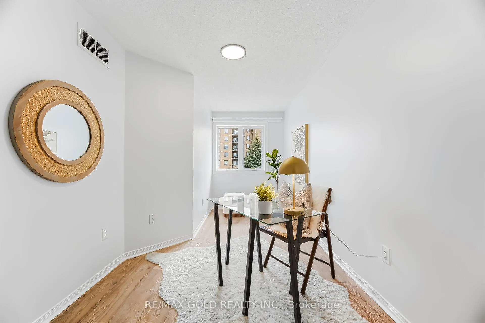 Photo 22 of Unit 6, 2015 Cleaver Avenue, Burlington, Headon — HOMEH