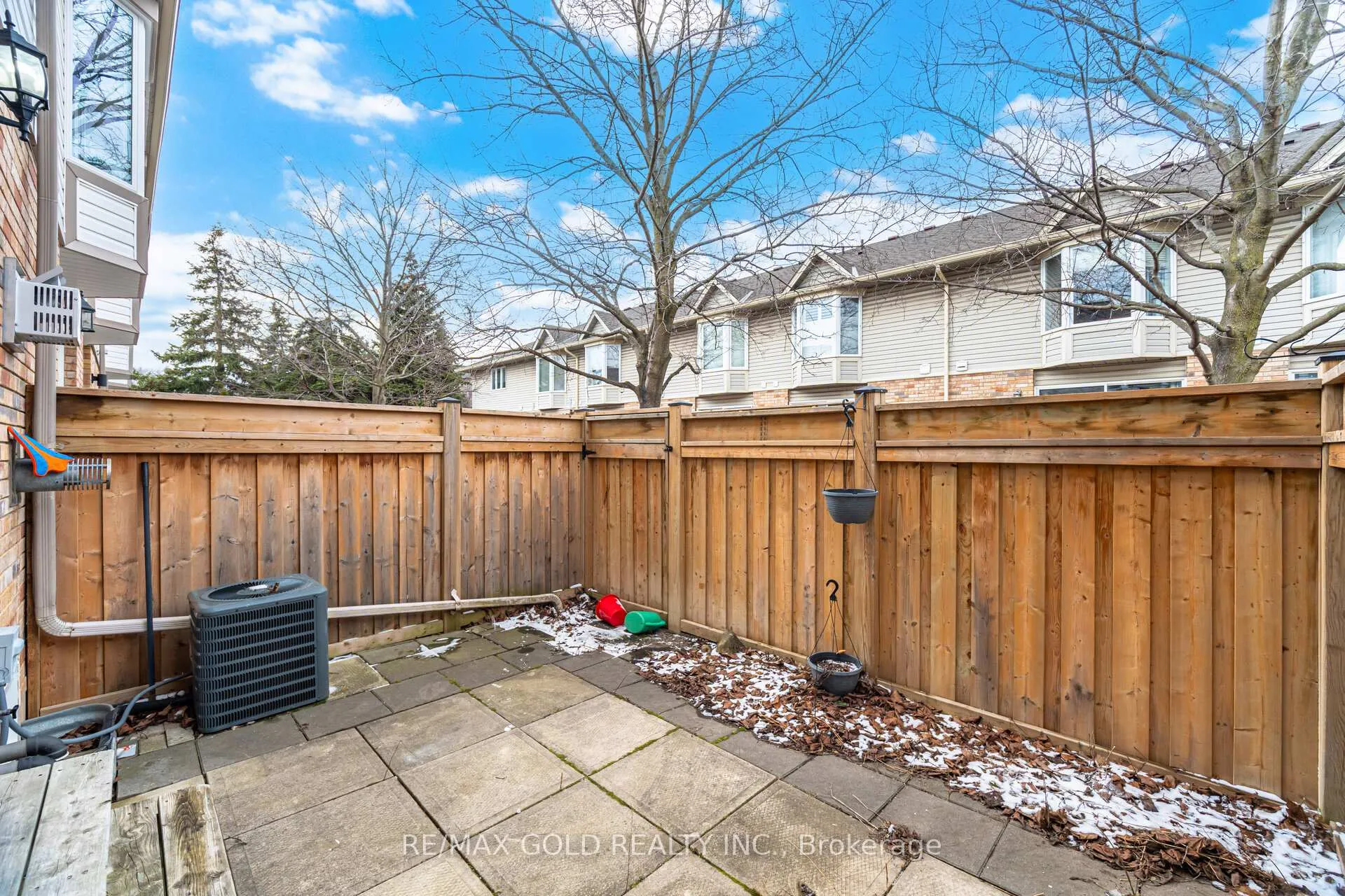 Photo 31 of Unit 6, 2015 Cleaver Avenue, Burlington, Headon — HOMEH