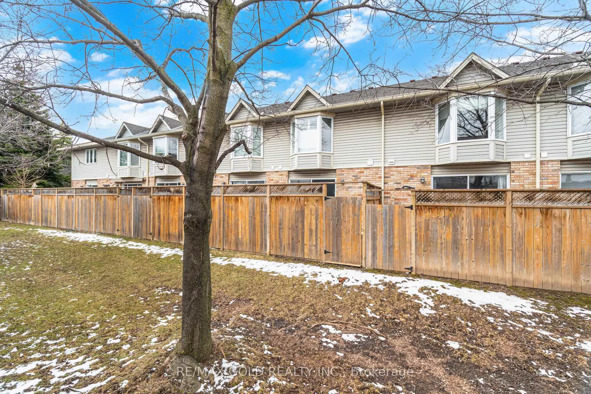 Photo 32 of Unit 6, 2015 Cleaver Avenue, Burlington, Headon — HOMEH