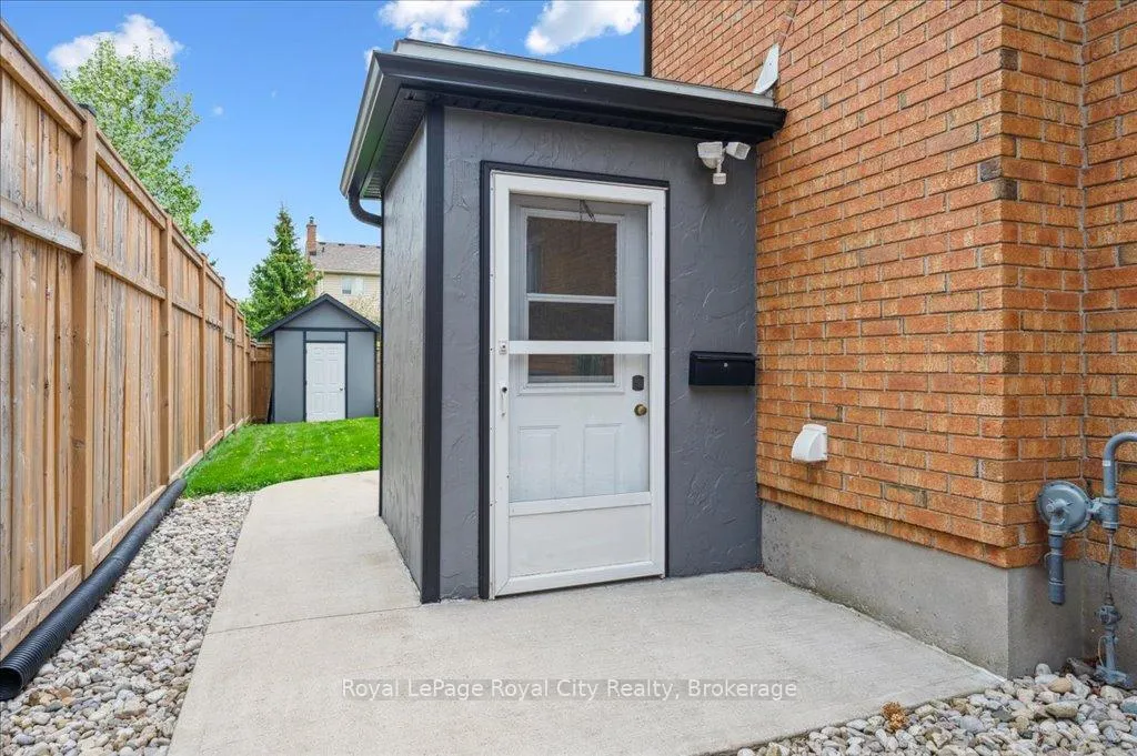 Photo 43 of 9 Kortright Road E, Guelph, Kortright East — HOMEH