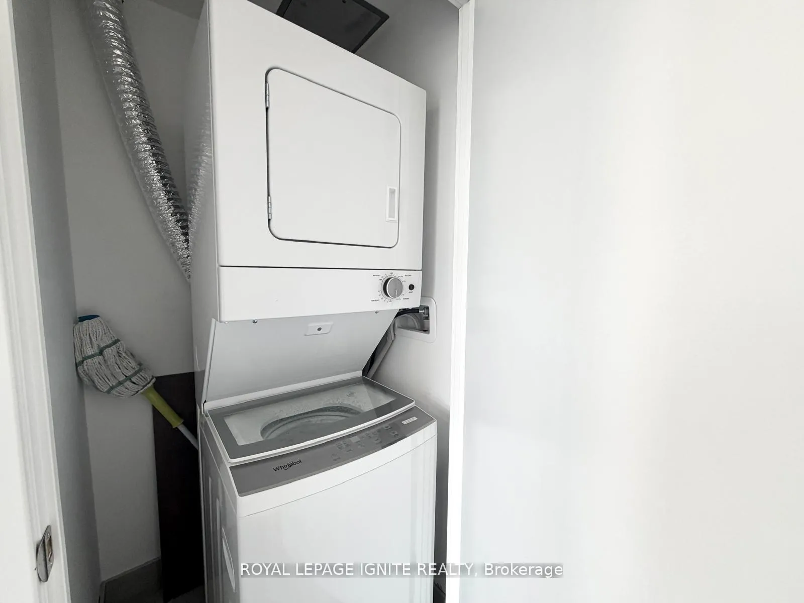 Photo 7 of Unit 420B, 1604 Charles Street, Whitby, Port Whitby — HOMEH