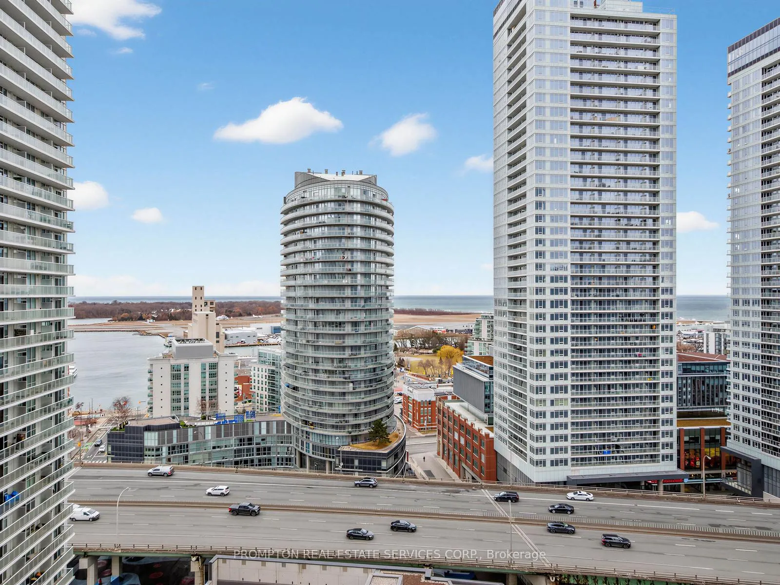 Photo 11 of Unit 2102, 85 Queens Wharf Road, Toronto, Waterfront Communities — HOMEH