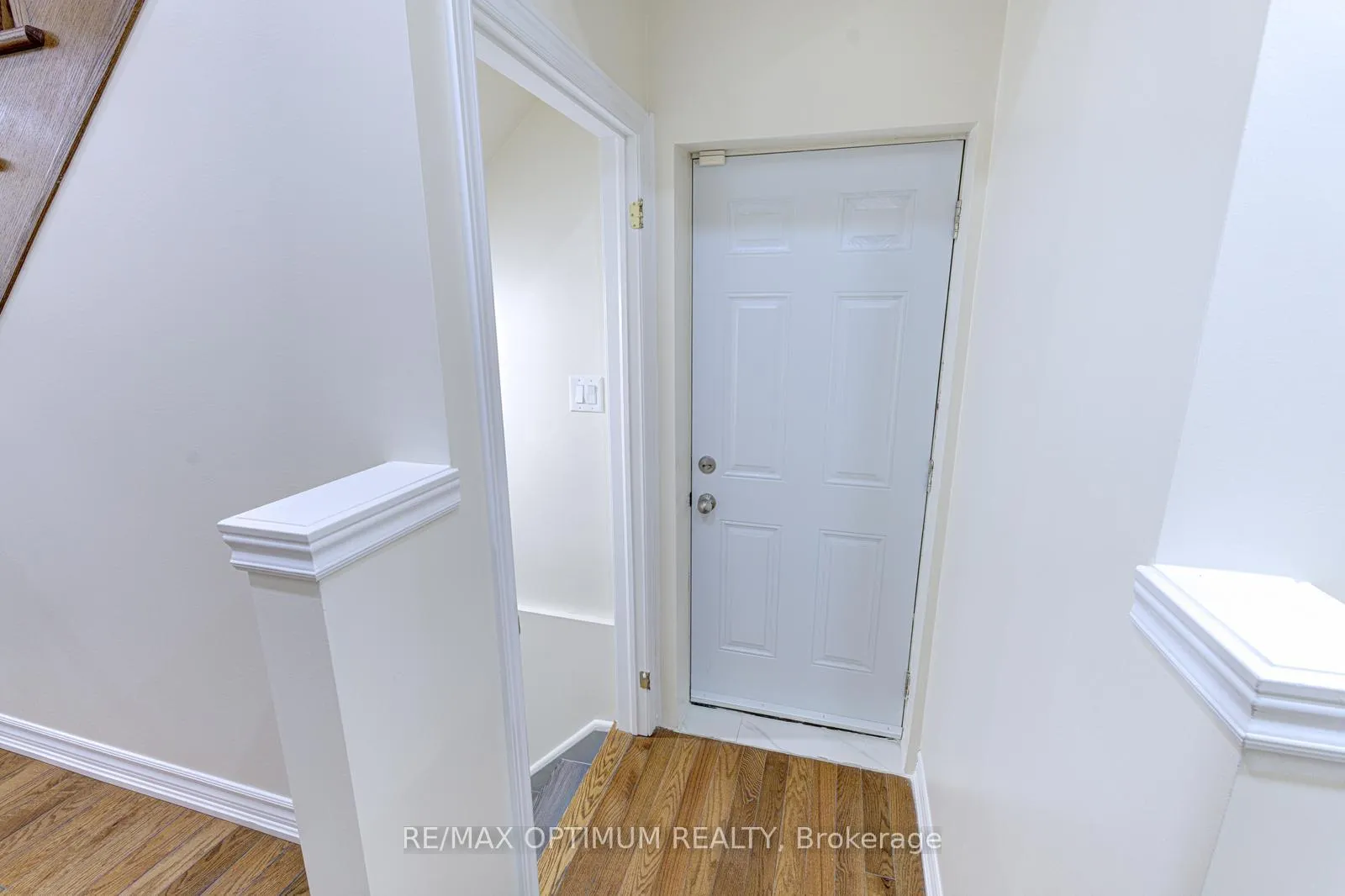 Photo 6 of 24 Walbrook Road, Brampton, Credit Valley — HOMEH