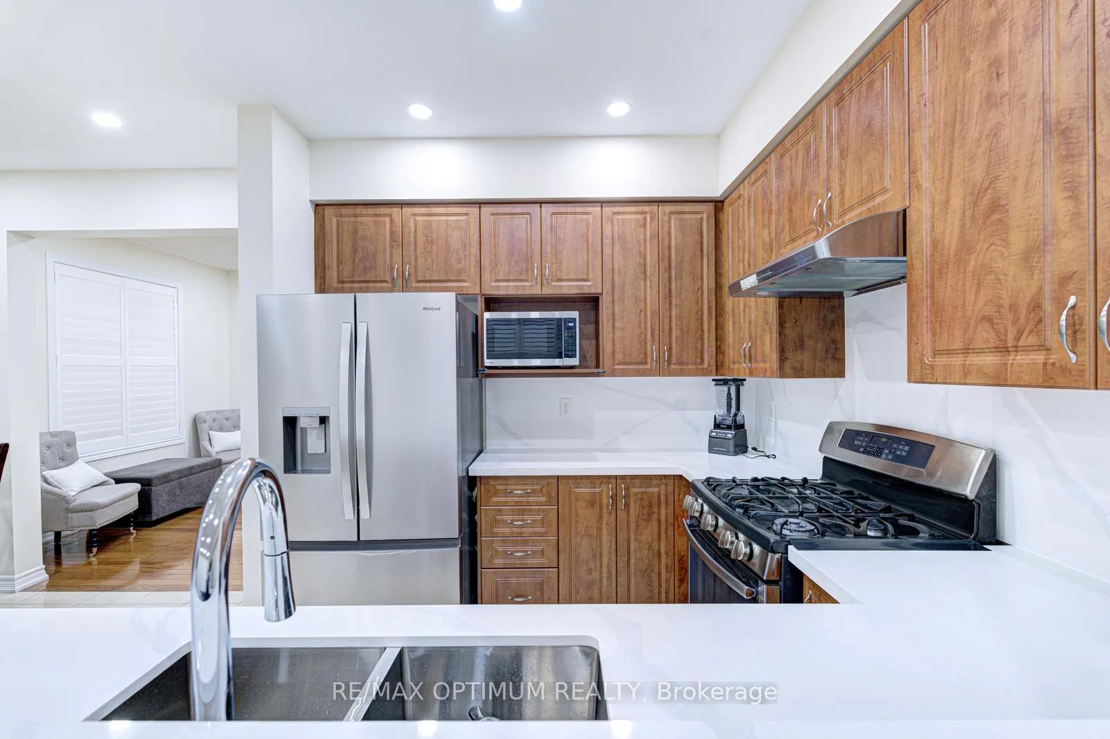 Photo 17 of 24 Walbrook Road, Brampton, Credit Valley — HOMEH