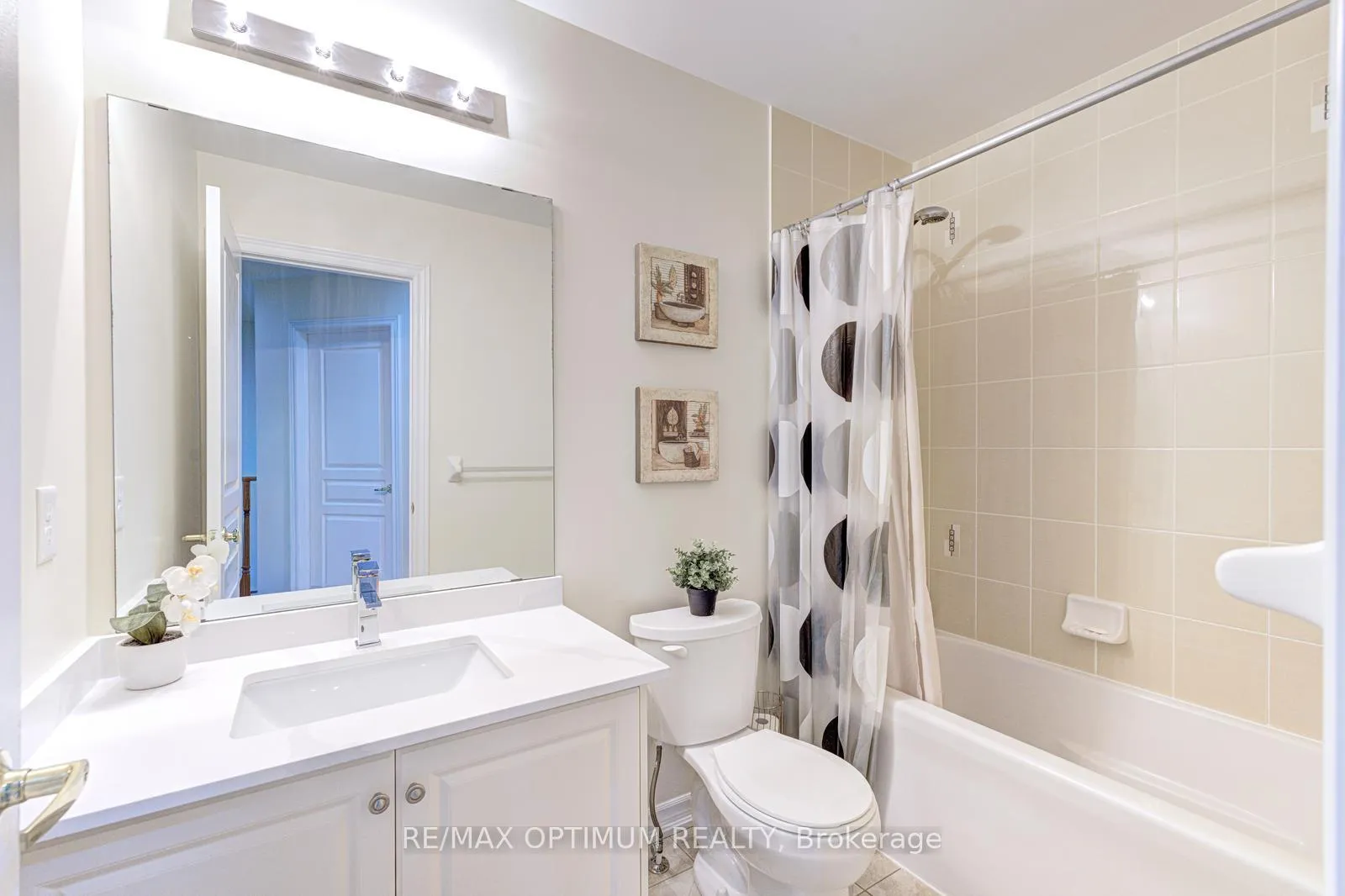 Photo 34 of 24 Walbrook Road, Brampton, Credit Valley — HOMEH