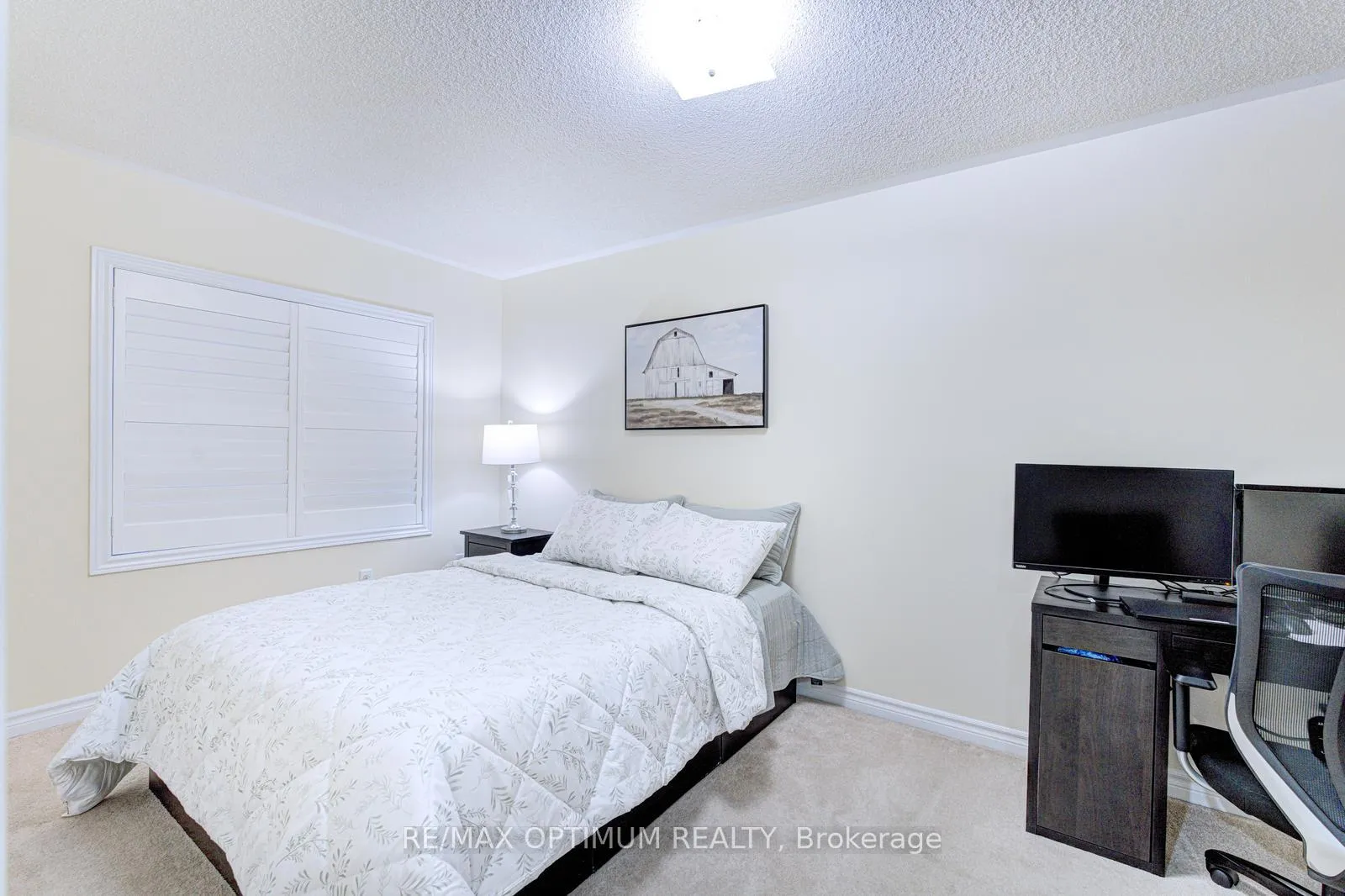 Photo 35 of 24 Walbrook Road, Brampton, Credit Valley — HOMEH