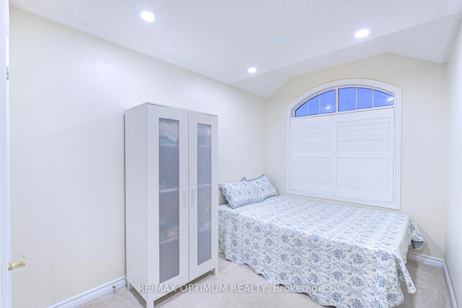 Photo 38 of 24 Walbrook Road, Brampton, Credit Valley — HOMEH