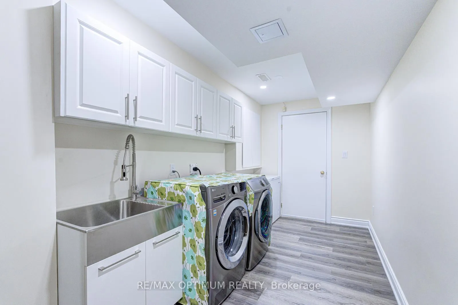 Photo 48 of 24 Walbrook Road, Brampton, Credit Valley — HOMEH