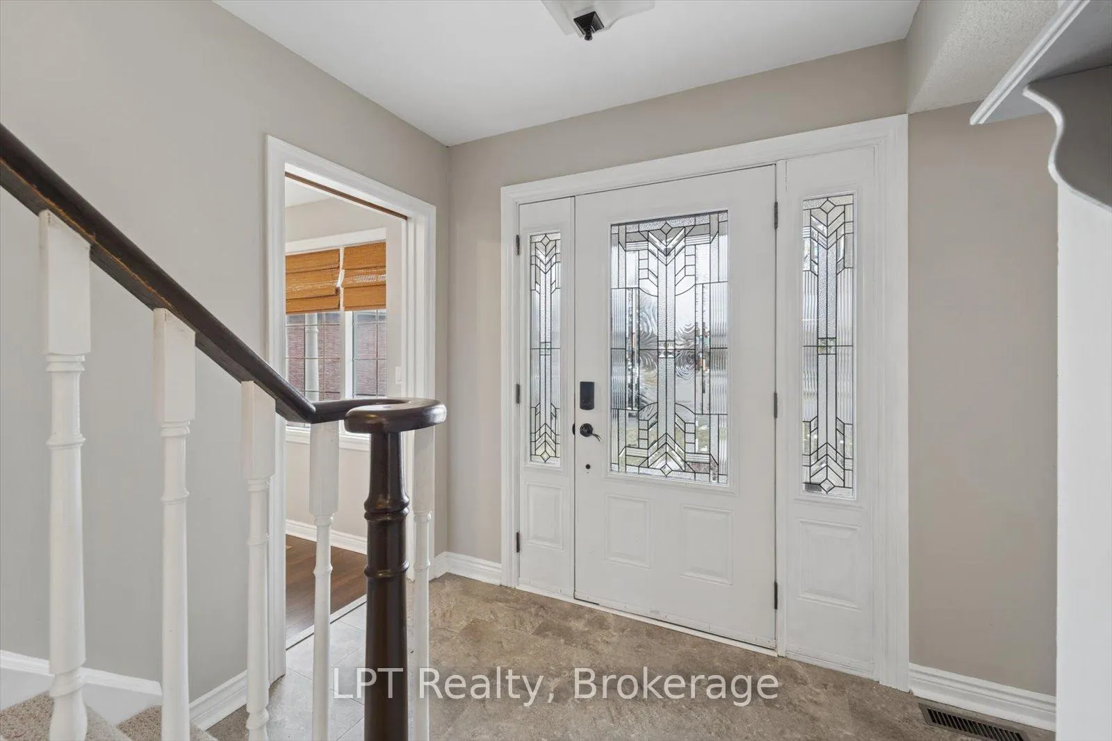 Photo 5 of 28 Faircomb Avenue, Clarington, Courtice — HOMEH