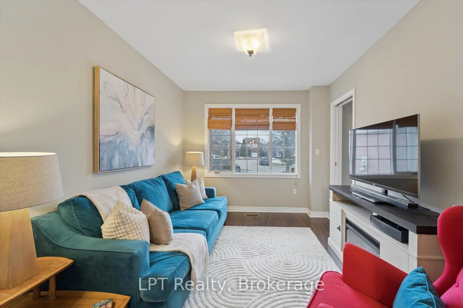 Photo 6 of 28 Faircomb Avenue, Clarington, Courtice — HOMEH