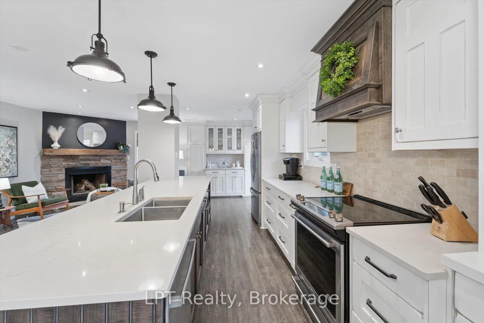 Photo 14 of 28 Faircomb Avenue, Clarington, Courtice — HOMEH