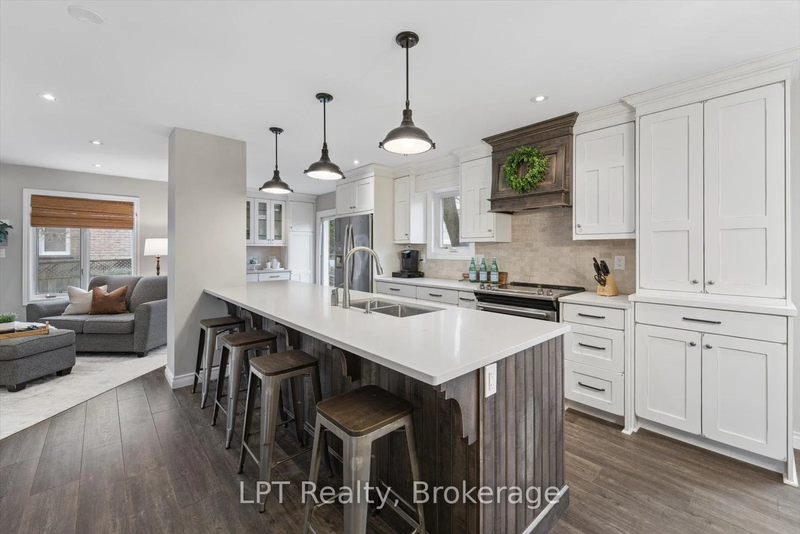 Photo 15 of 28 Faircomb Avenue, Clarington, Courtice — HOMEH