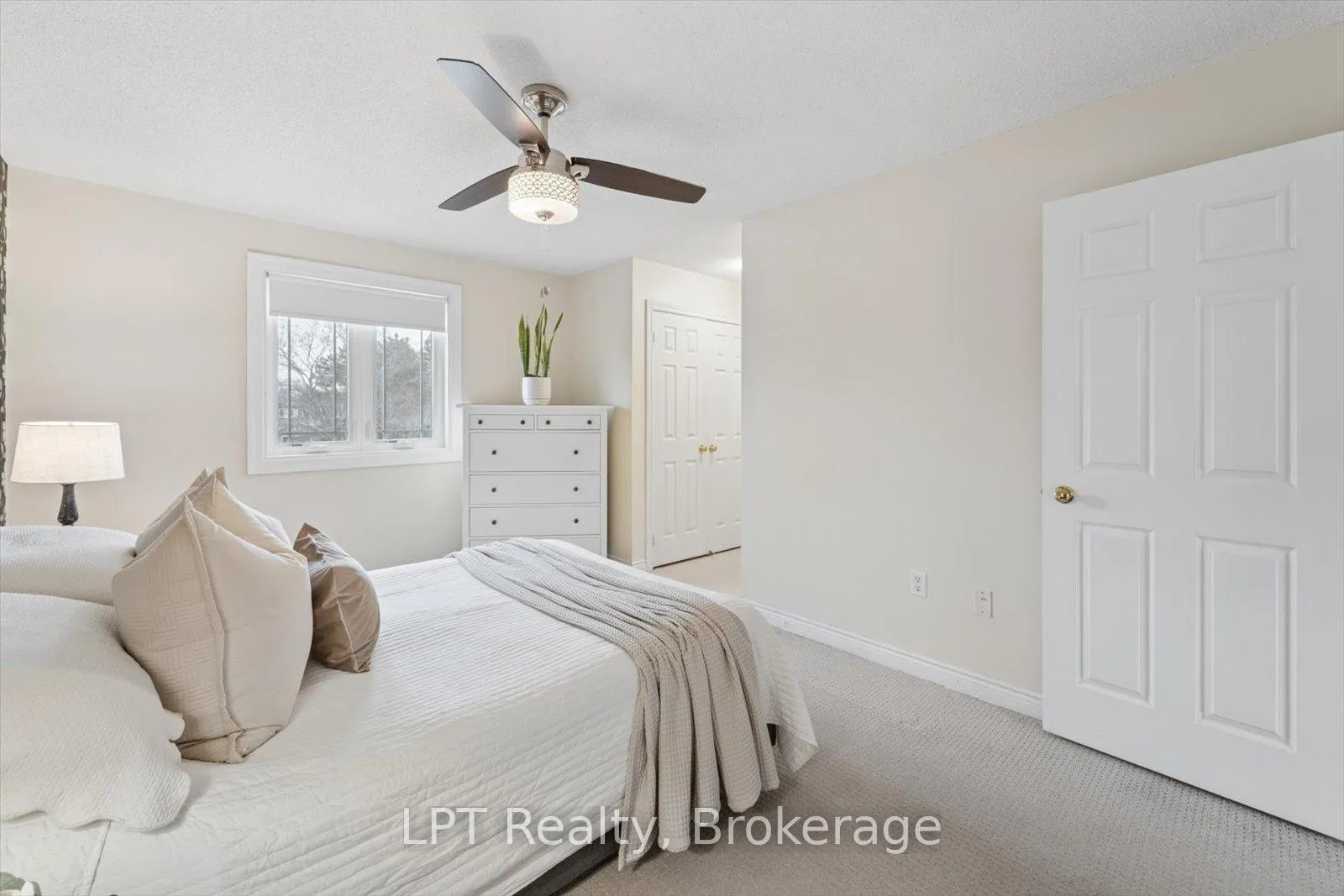 Photo 24 of 28 Faircomb Avenue, Clarington, Courtice — HOMEH