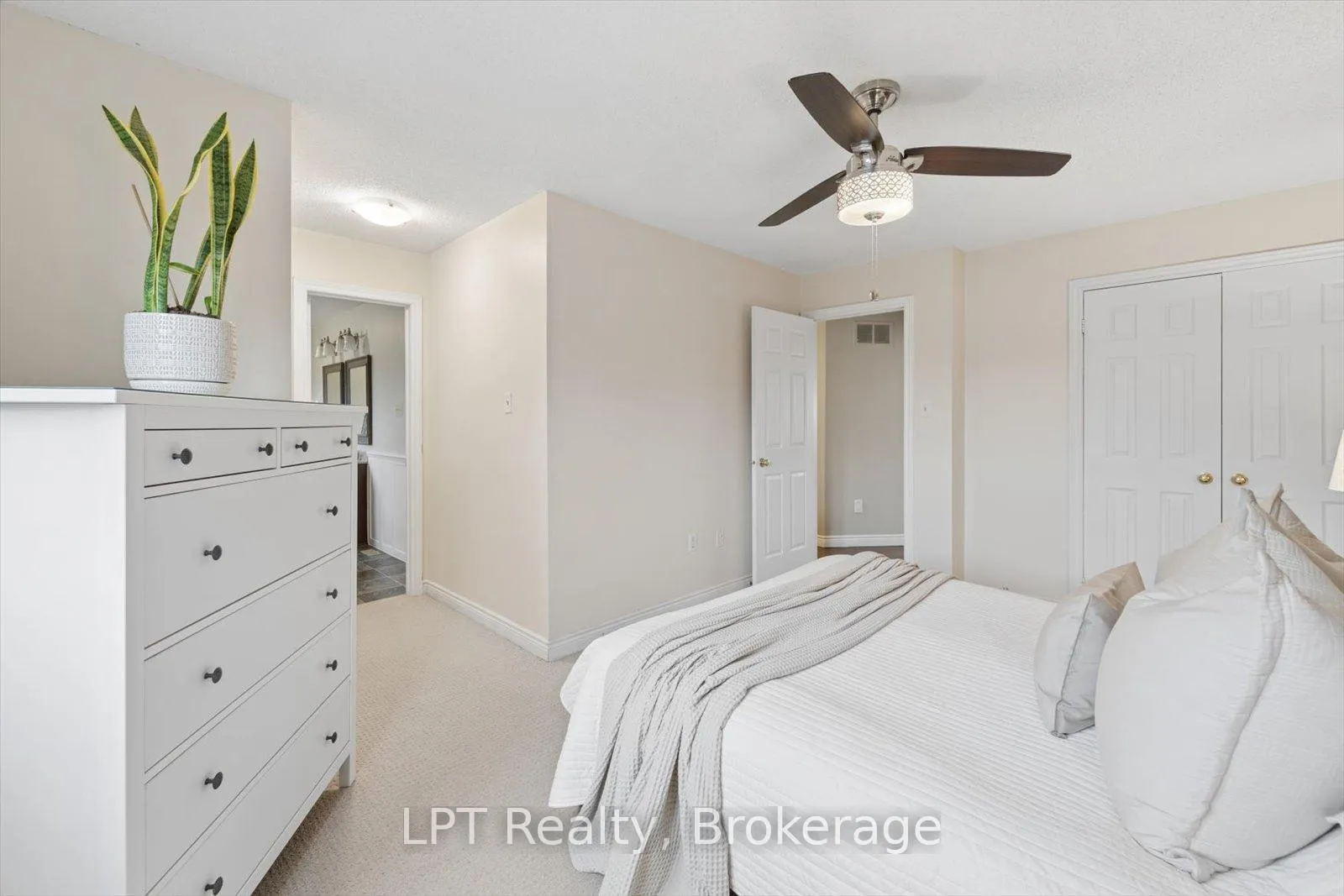 Photo 25 of 28 Faircomb Avenue, Clarington, Courtice — HOMEH