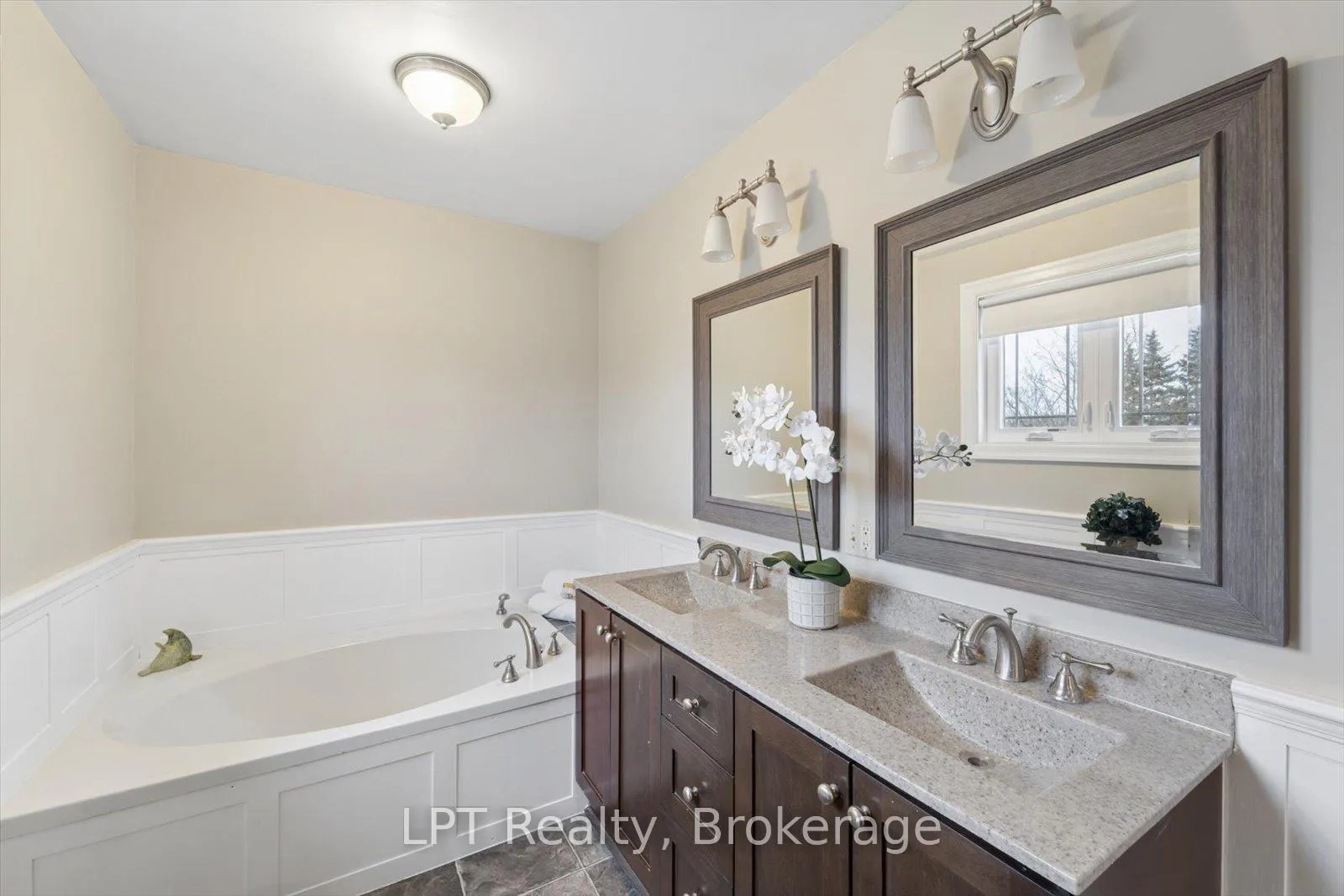 Photo 27 of 28 Faircomb Avenue, Clarington, Courtice — HOMEH