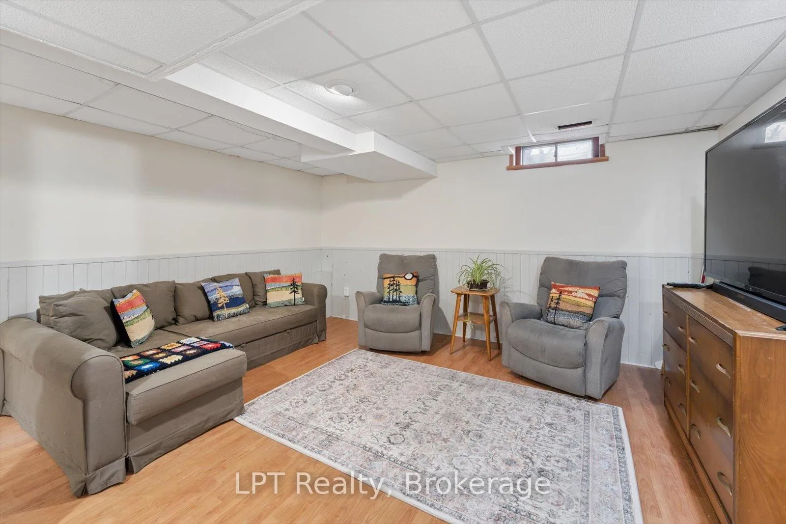 Photo 38 of 28 Faircomb Avenue, Clarington, Courtice — HOMEH