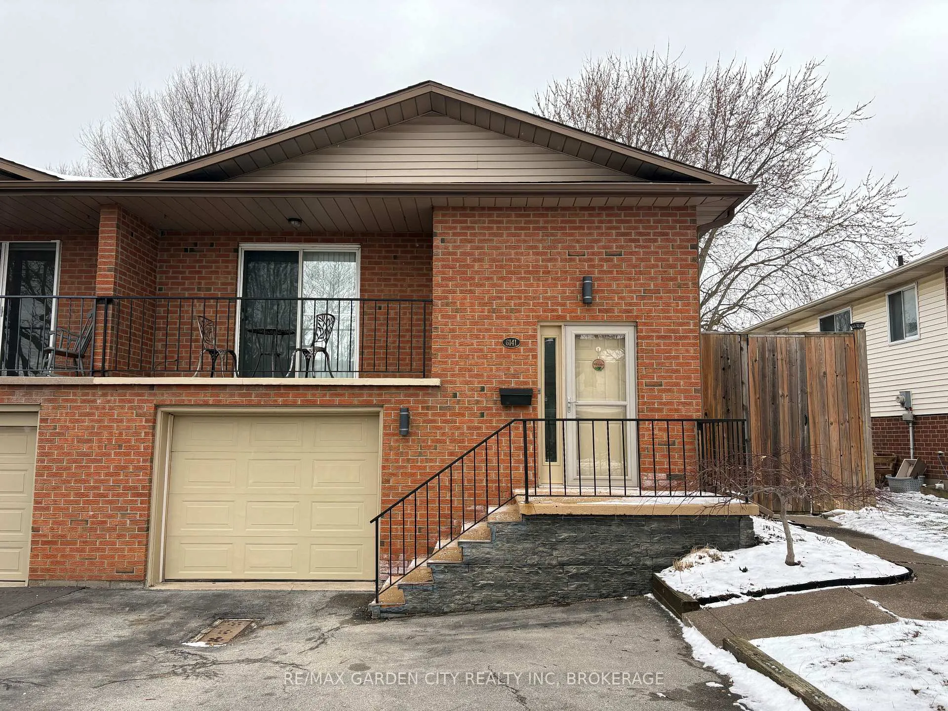 Front of 6141 Wildrose Crescent