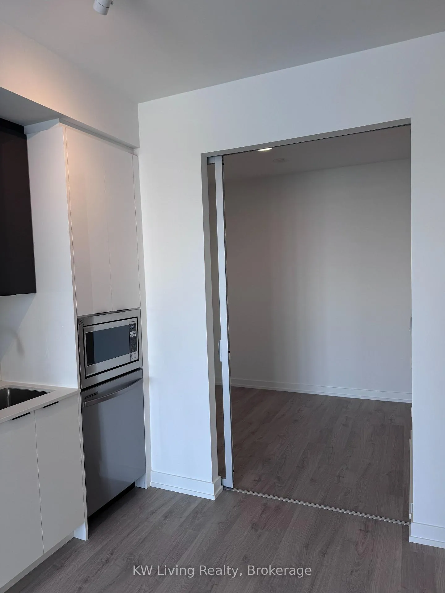 Photo 7 of Unit 1708, 9751 Markham Road, Markham, Greensborough — HOMEH