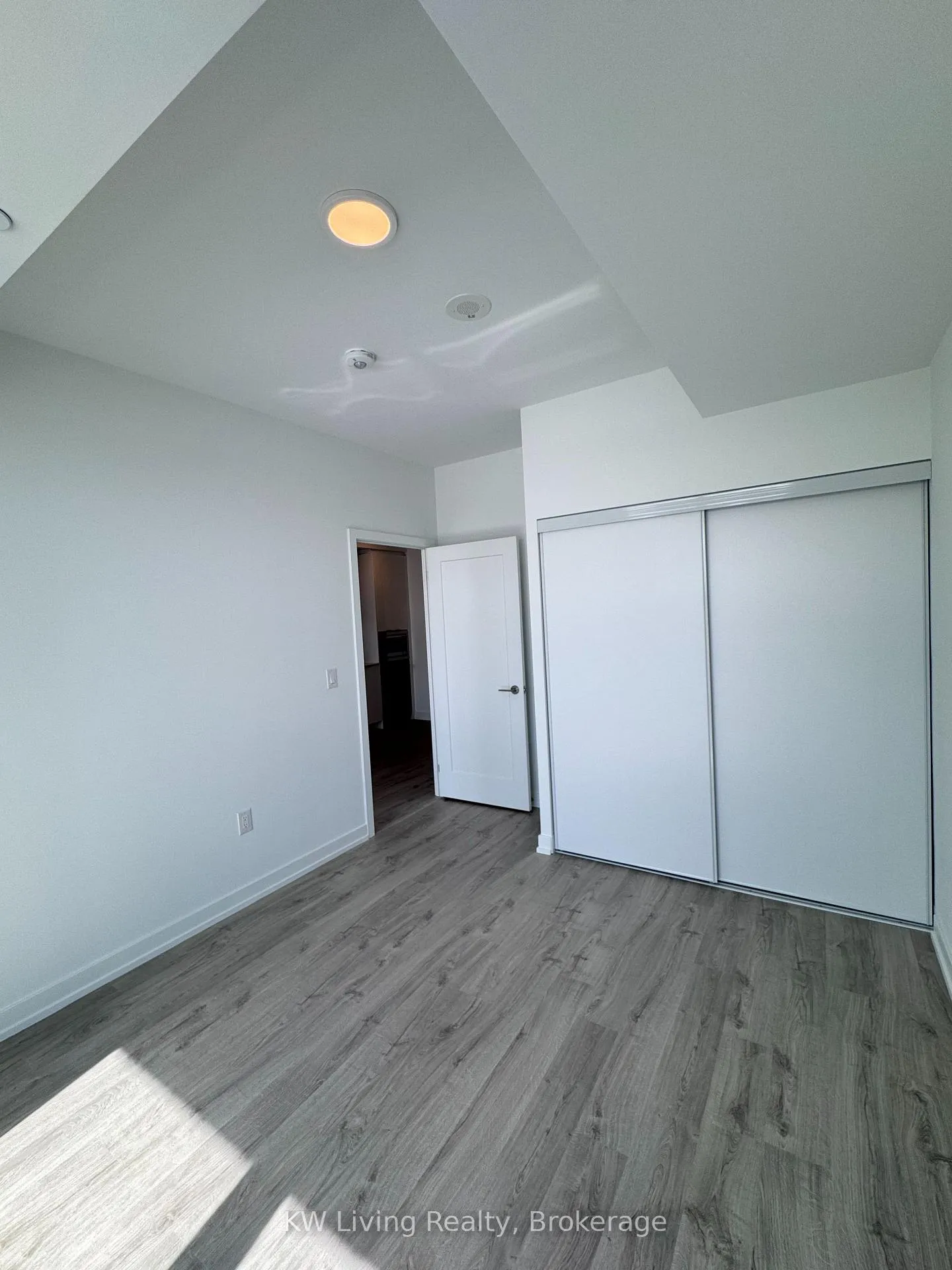 Photo 12 of Unit 1708, 9751 Markham Road, Markham, Greensborough — HOMEH