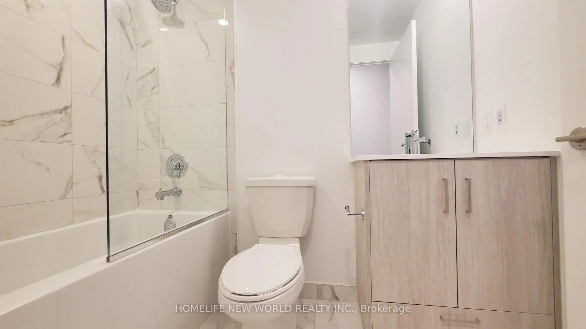 Photo 10 of Unit 3009, 180 Front Street E, Toronto, Moss Park — HOMEH