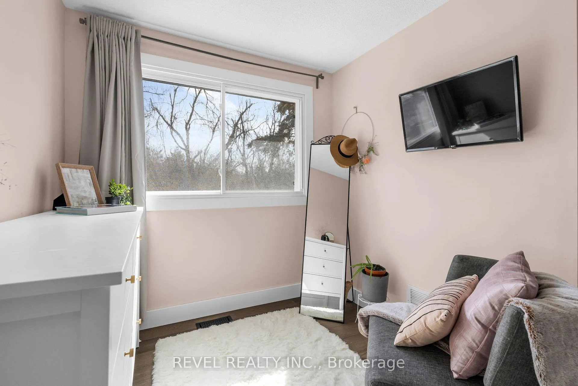 Photo 20 of 23 Oren Boulevard, Barrie, Sunnidale — HOMEH