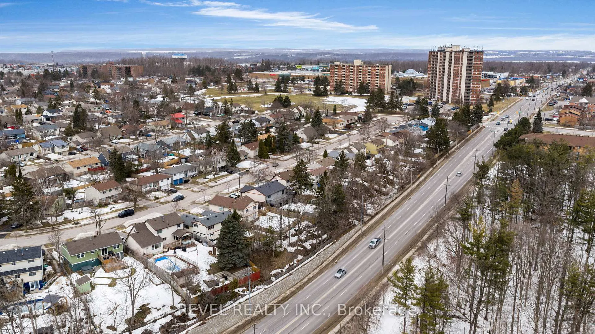 Photo 34 of 23 Oren Boulevard, Barrie, Sunnidale — HOMEH
