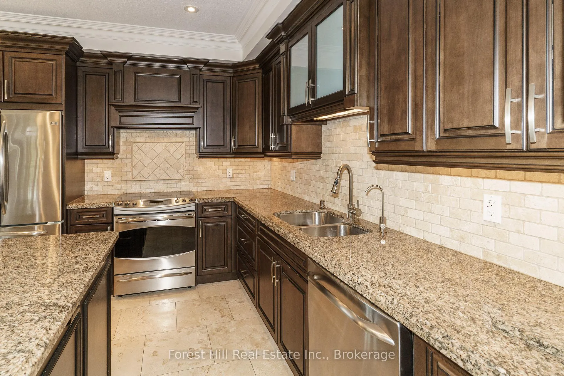Photo 18 of Unit 307, 130 Steamship Bay Road, Gravenhurst, Muskoka (S) — HOMEH