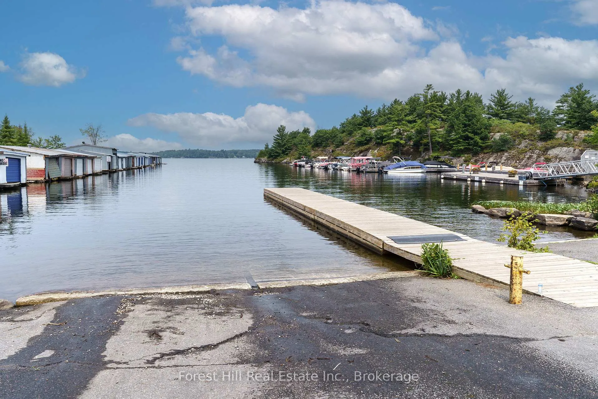 Photo 33 of Unit 307, 130 Steamship Bay Road, Gravenhurst, Muskoka (S) — HOMEH