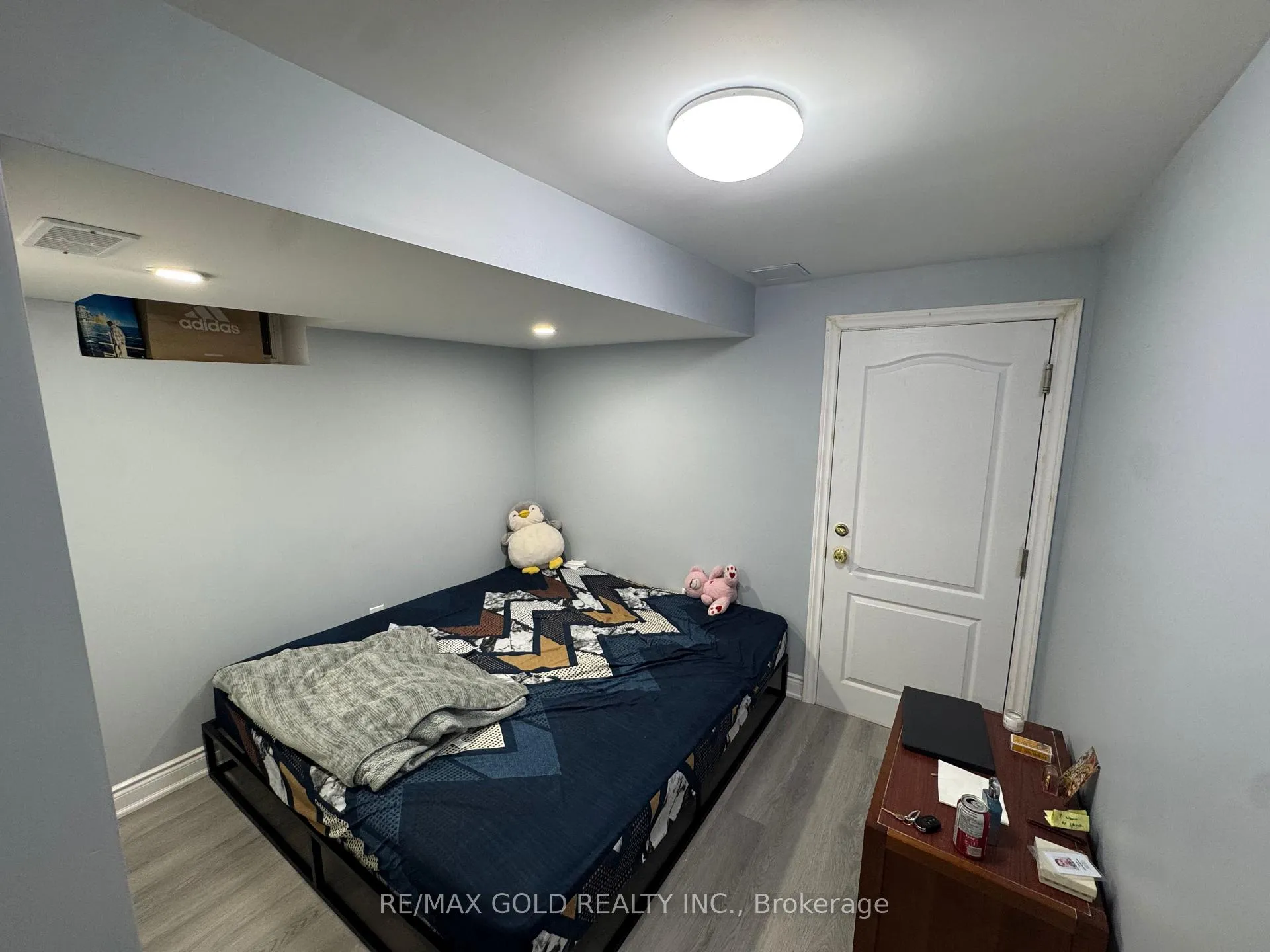 Photo 6 of 17 Capistro Street, Brampton, Fletcher's Meadow — HOMEH