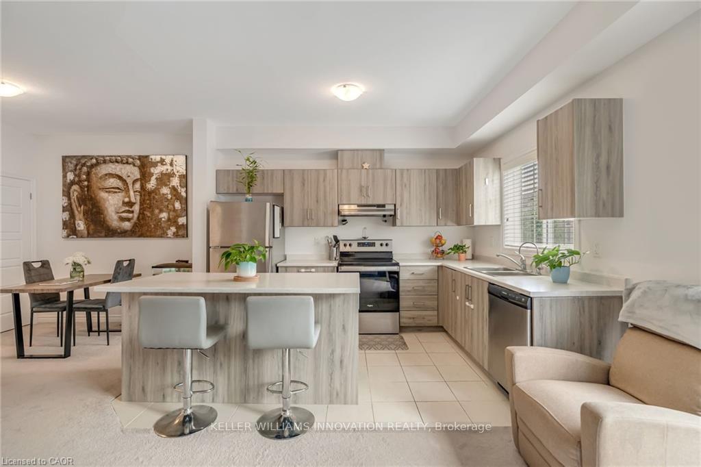 Photo 16 of 38 Dewberry Drive, Kitchener — HOMEH