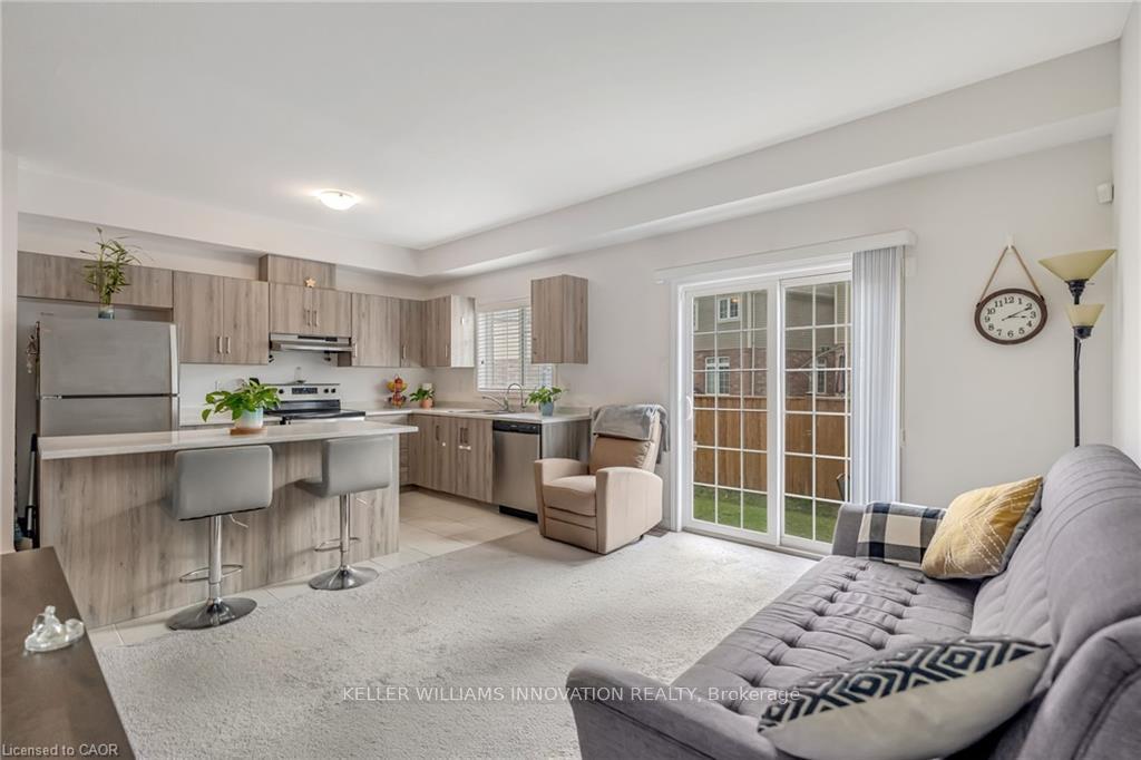 Photo 19 of 38 Dewberry Drive, Kitchener — HOMEH