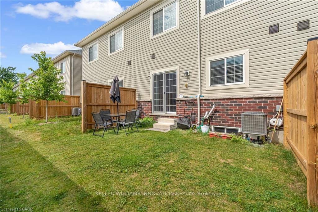 Photo 34 of 38 Dewberry Drive, Kitchener — HOMEH