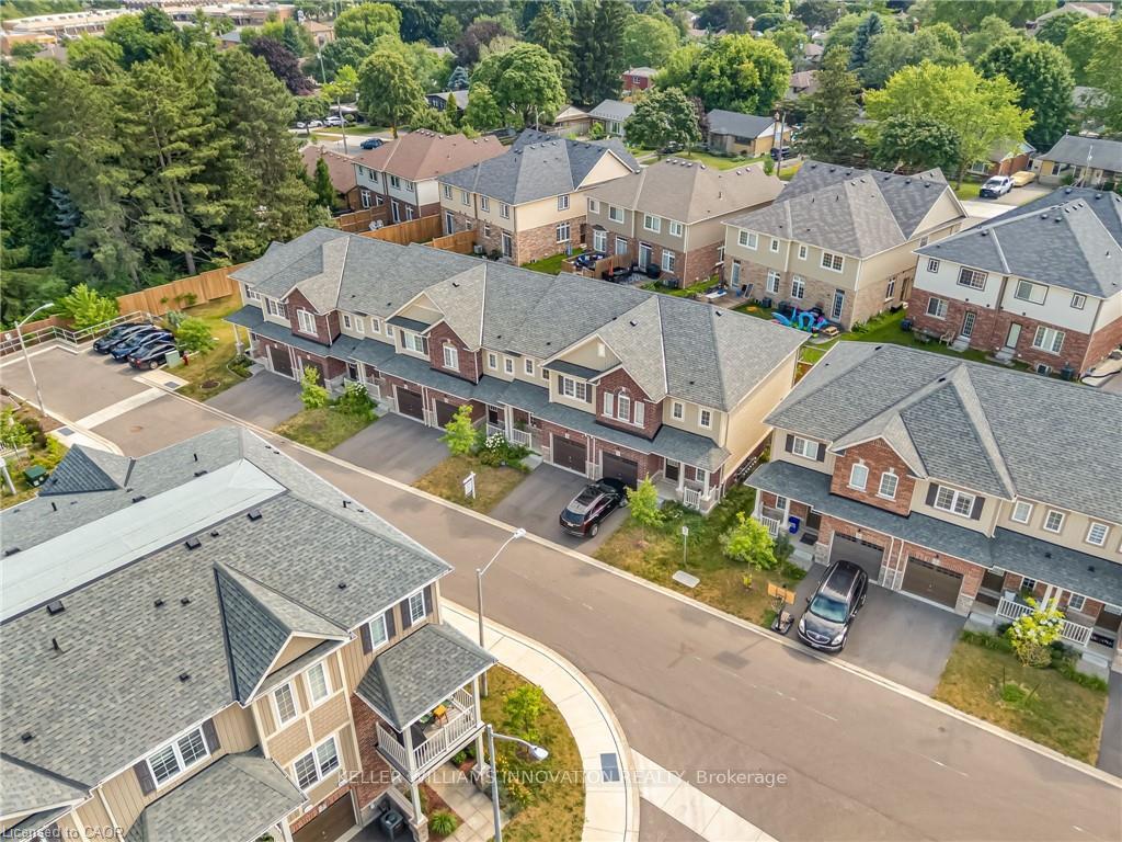 Photo 36 of 38 Dewberry Drive, Kitchener — HOMEH