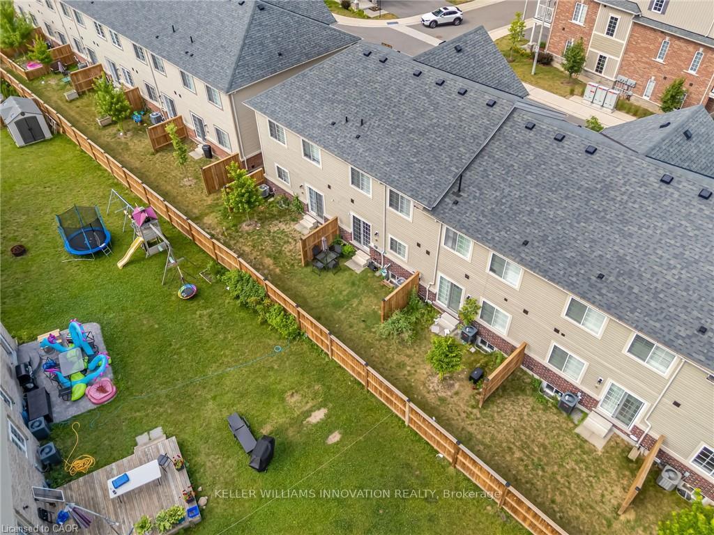 Photo 39 of 38 Dewberry Drive, Kitchener — HOMEH
