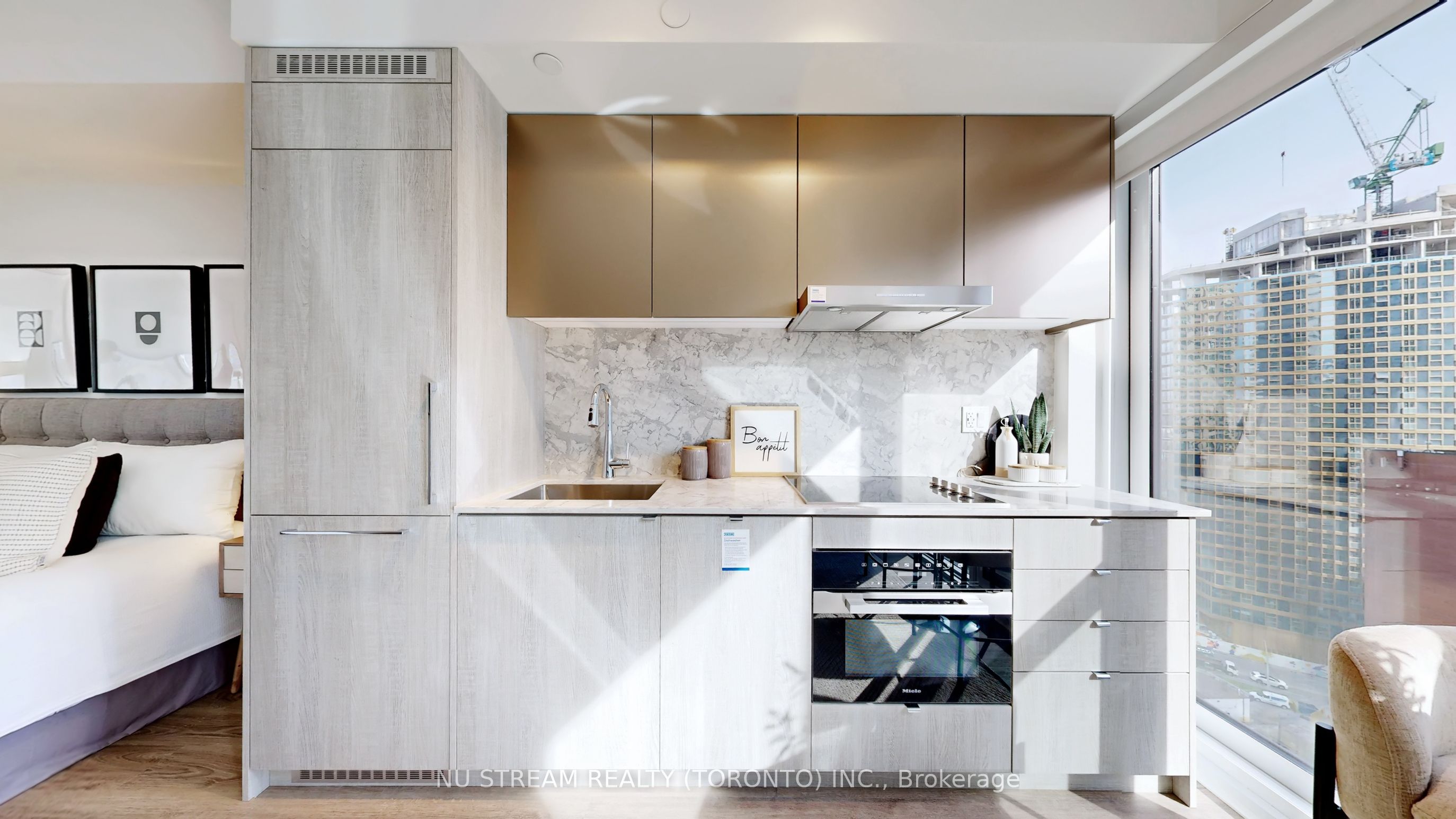 Photo 26 of Unit 2011, 771 Yonge Street, Toronto, Rosedale-Moore Park — HOMEH
