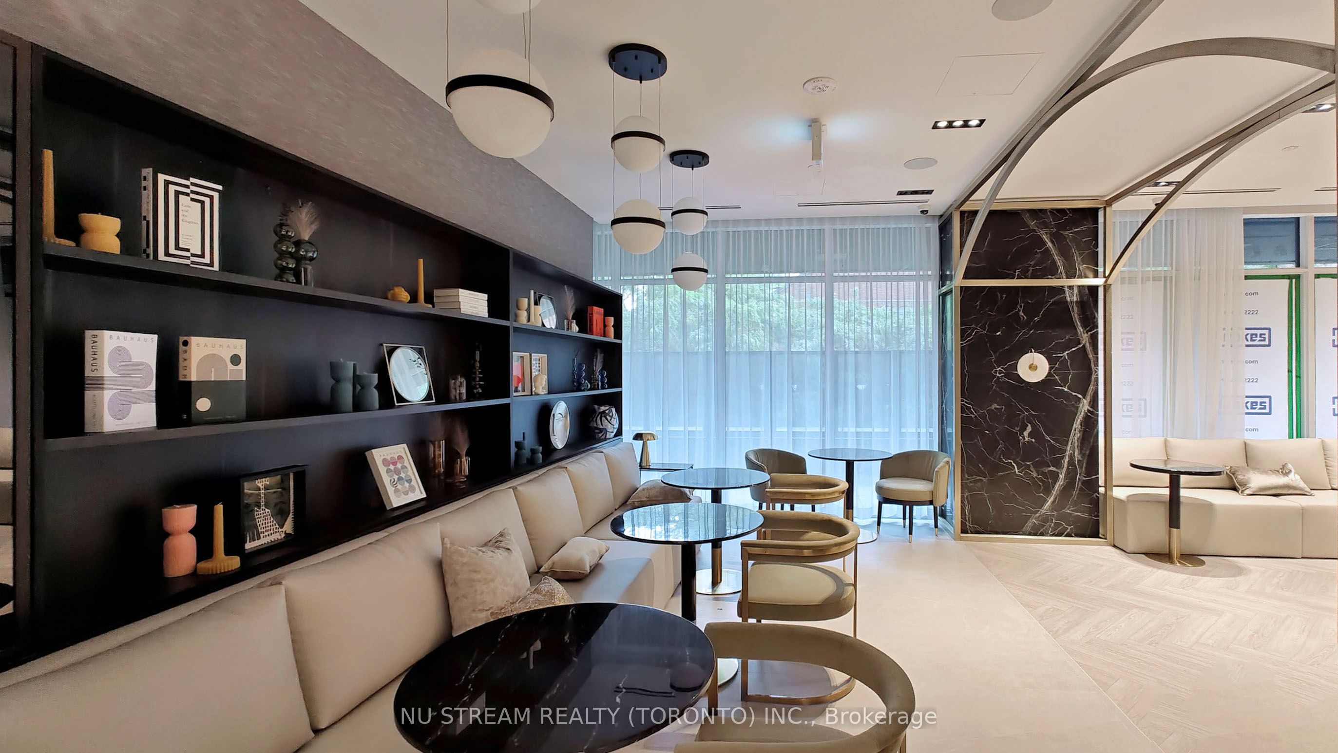 Photo 9 of Unit 2011, 771 Yonge Street, Toronto, Rosedale-Moore Park — HOMEH