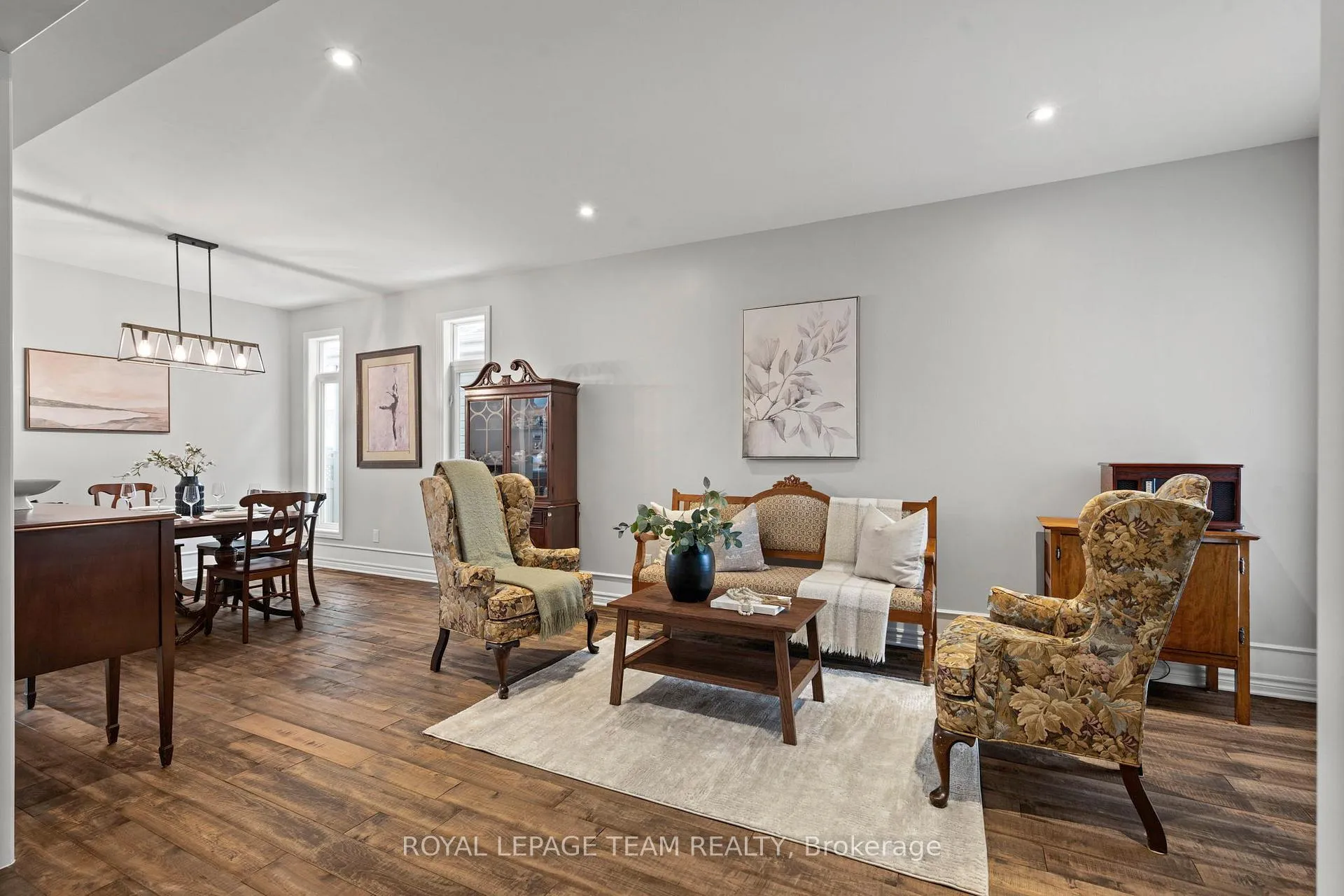 Photo 3 of 337 Sugar Pine Crescent, Ottawa, Kanata - Bridlewood — HOMEH