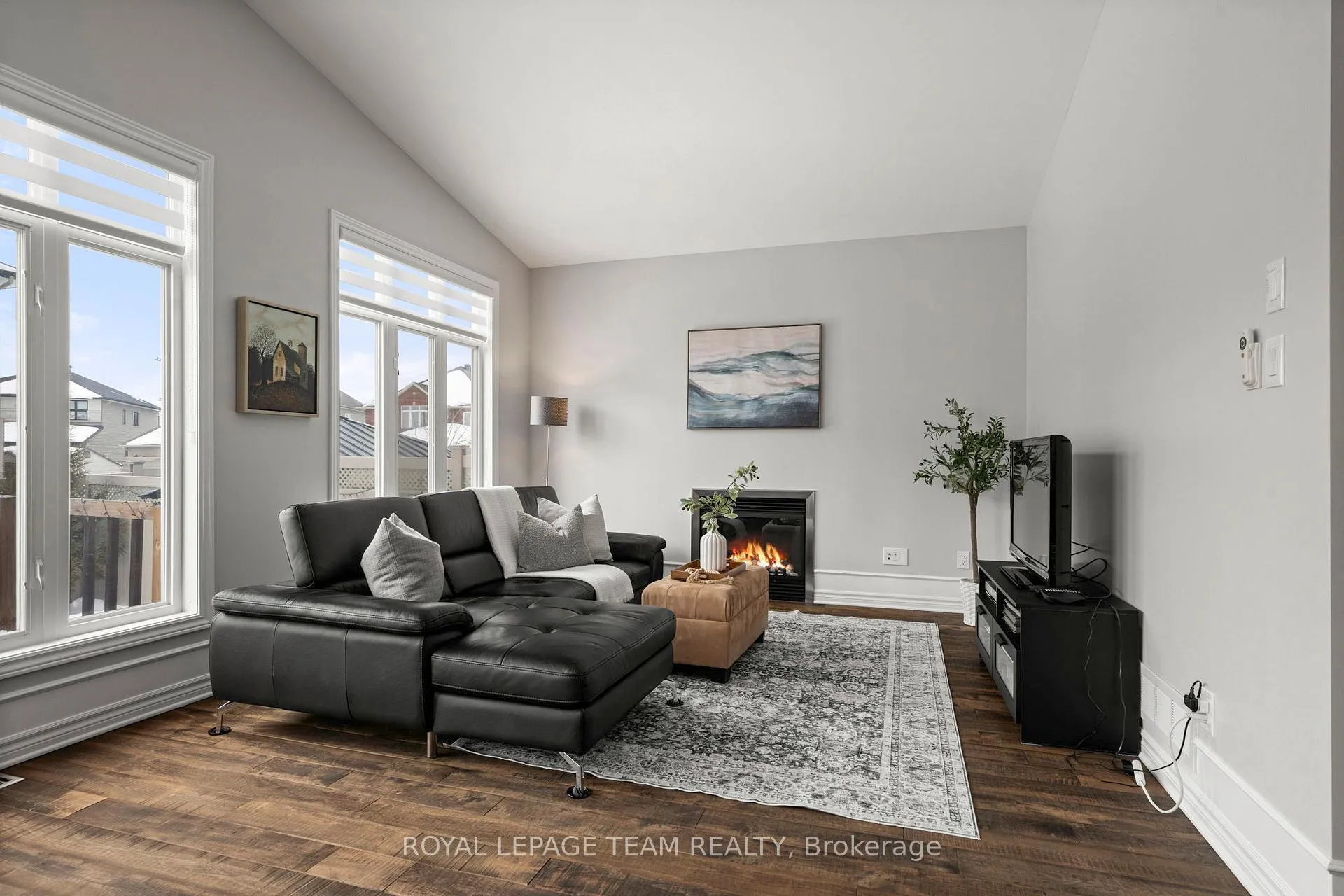 Photo 9 of 337 Sugar Pine Crescent, Ottawa, Kanata - Bridlewood — HOMEH