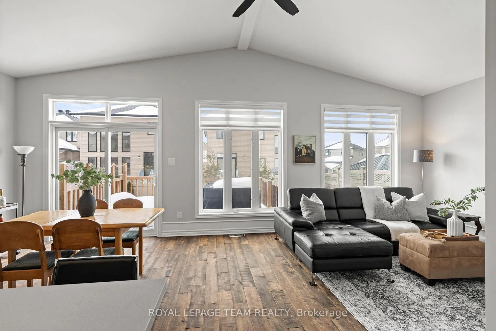 Photo 10 of 337 Sugar Pine Crescent, Ottawa, Kanata - Bridlewood — HOMEH