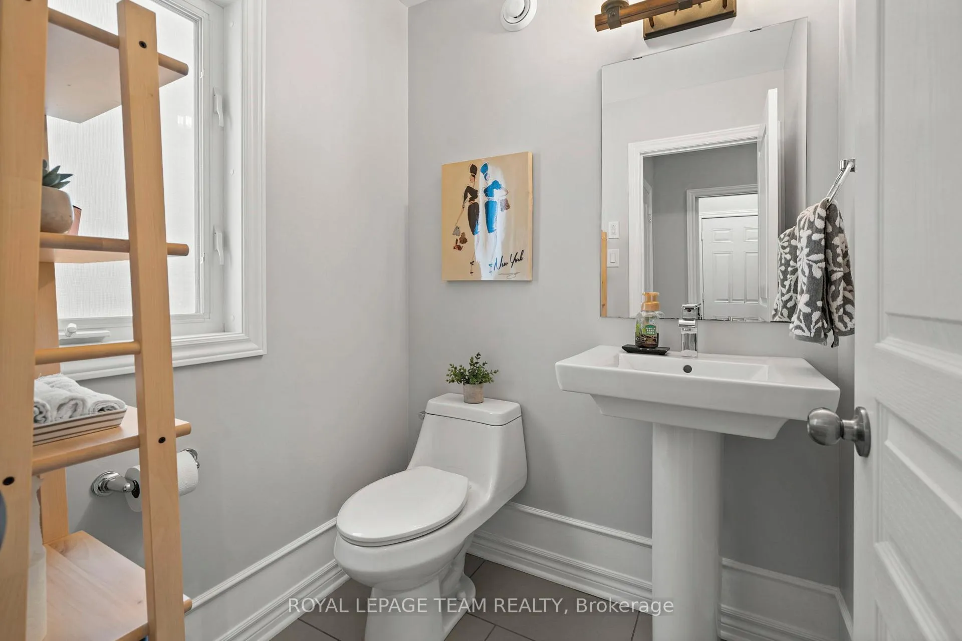 Photo 11 of 337 Sugar Pine Crescent, Ottawa, Kanata - Bridlewood — HOMEH
