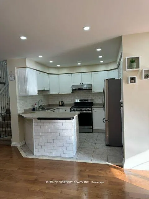 Photo 4 of 4 Burnsborough Street, Ajax, South West — HOMEH