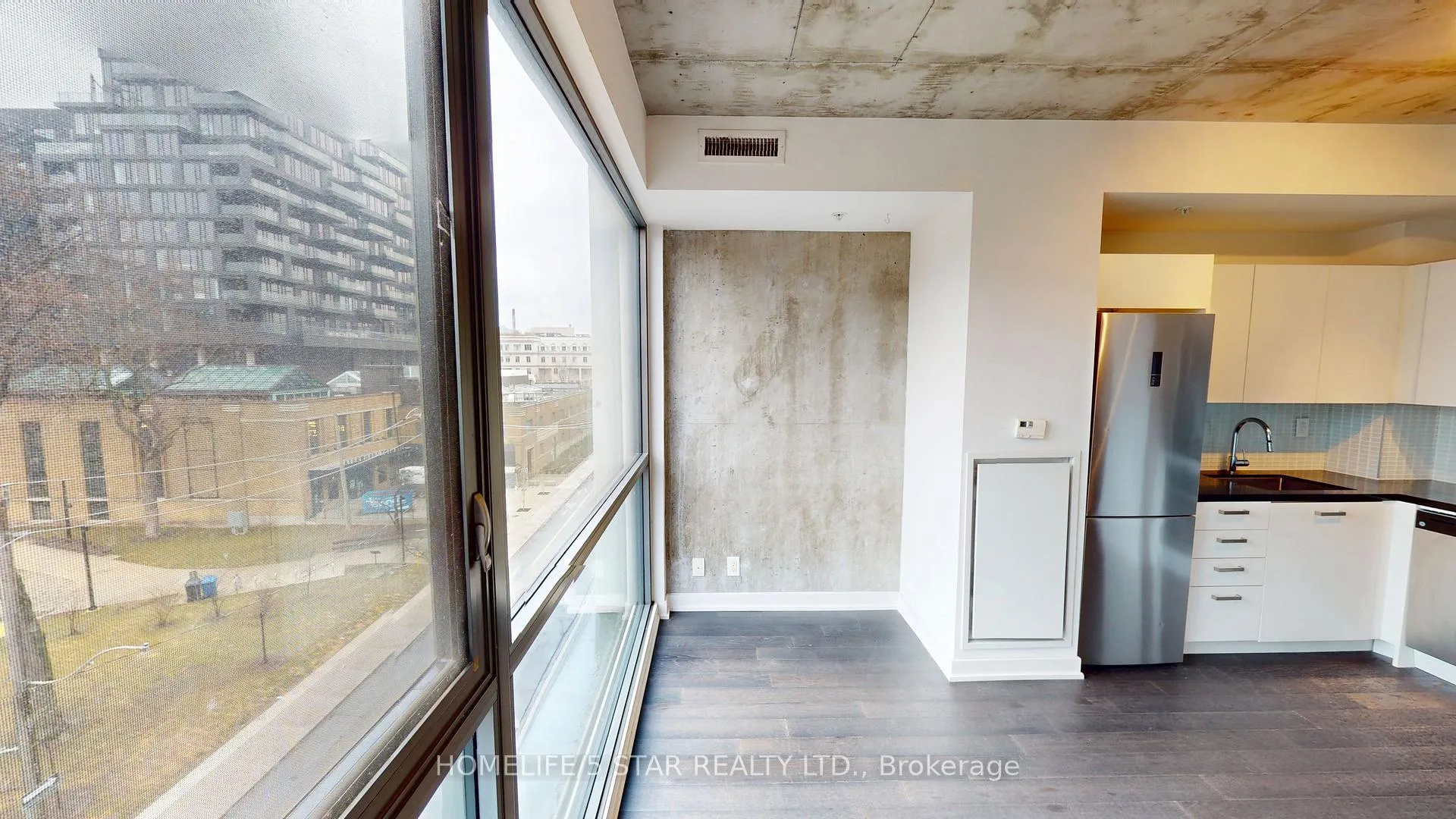 Photo 7 of Unit 525, 39 Brant Street, Toronto, Waterfront Communities — HOMEH