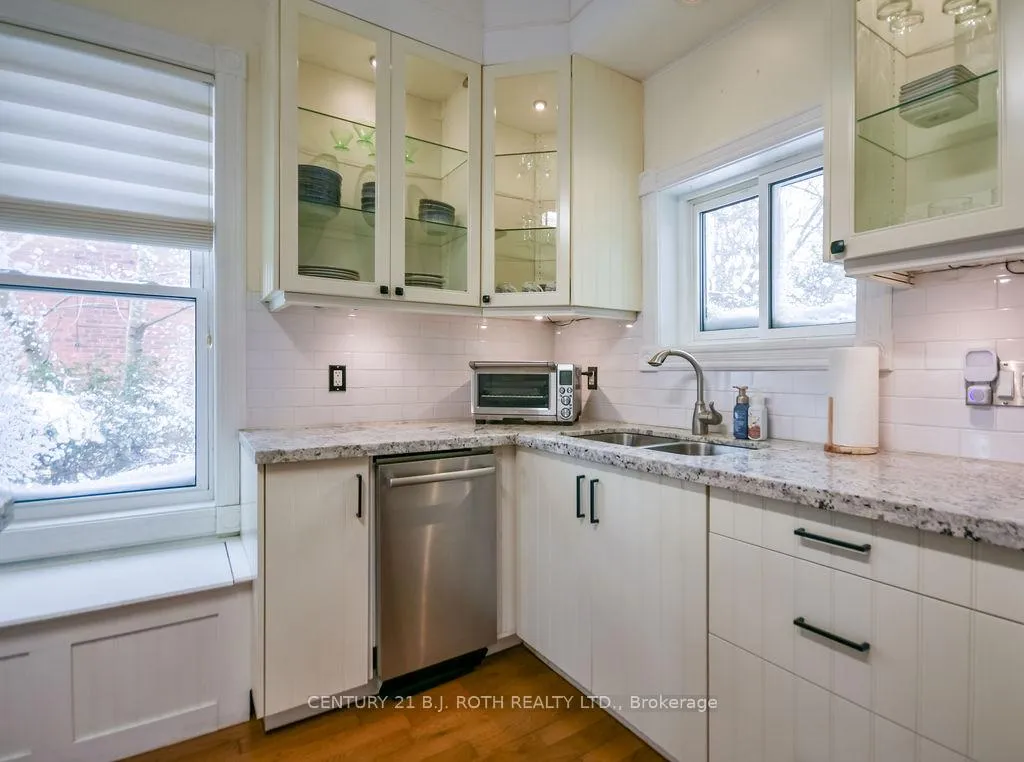 Photo 12 of 15 Stone Street, Springwater, Elmvale — HOMEH
