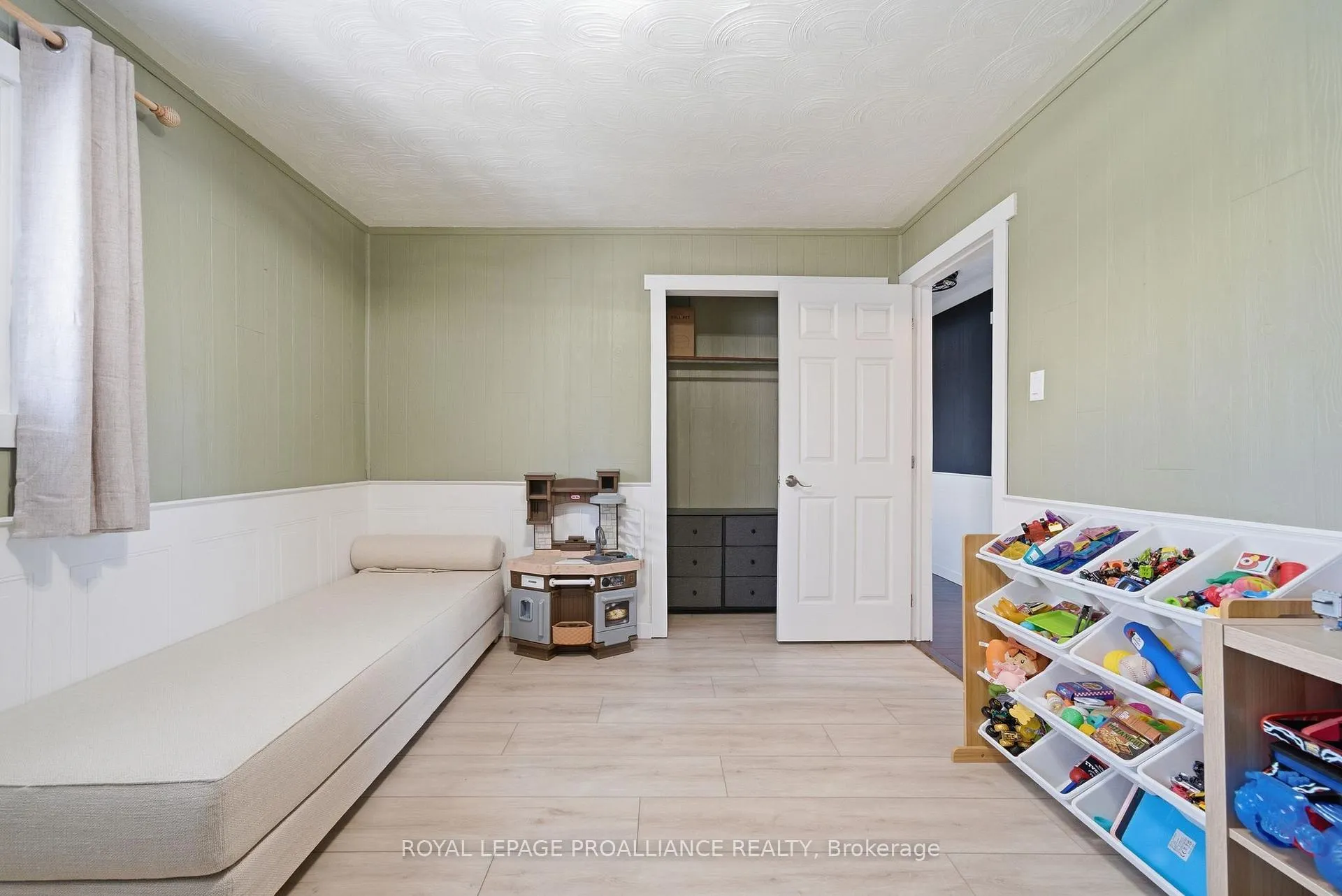 Photo 22 of 2292 Hamilton Road, Quinte West, Sidney Ward — HOMEH