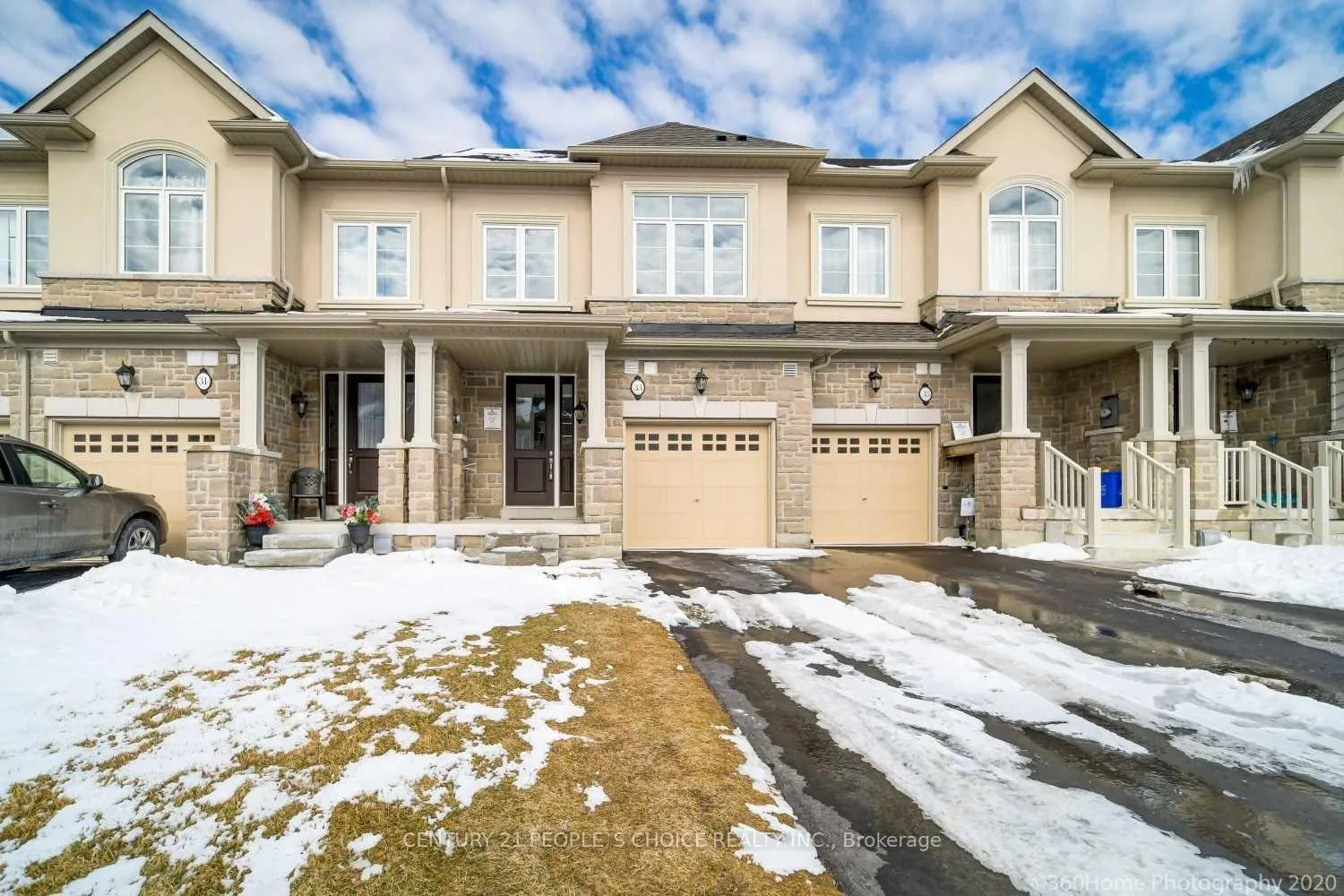 Front of 33 Talence Drive