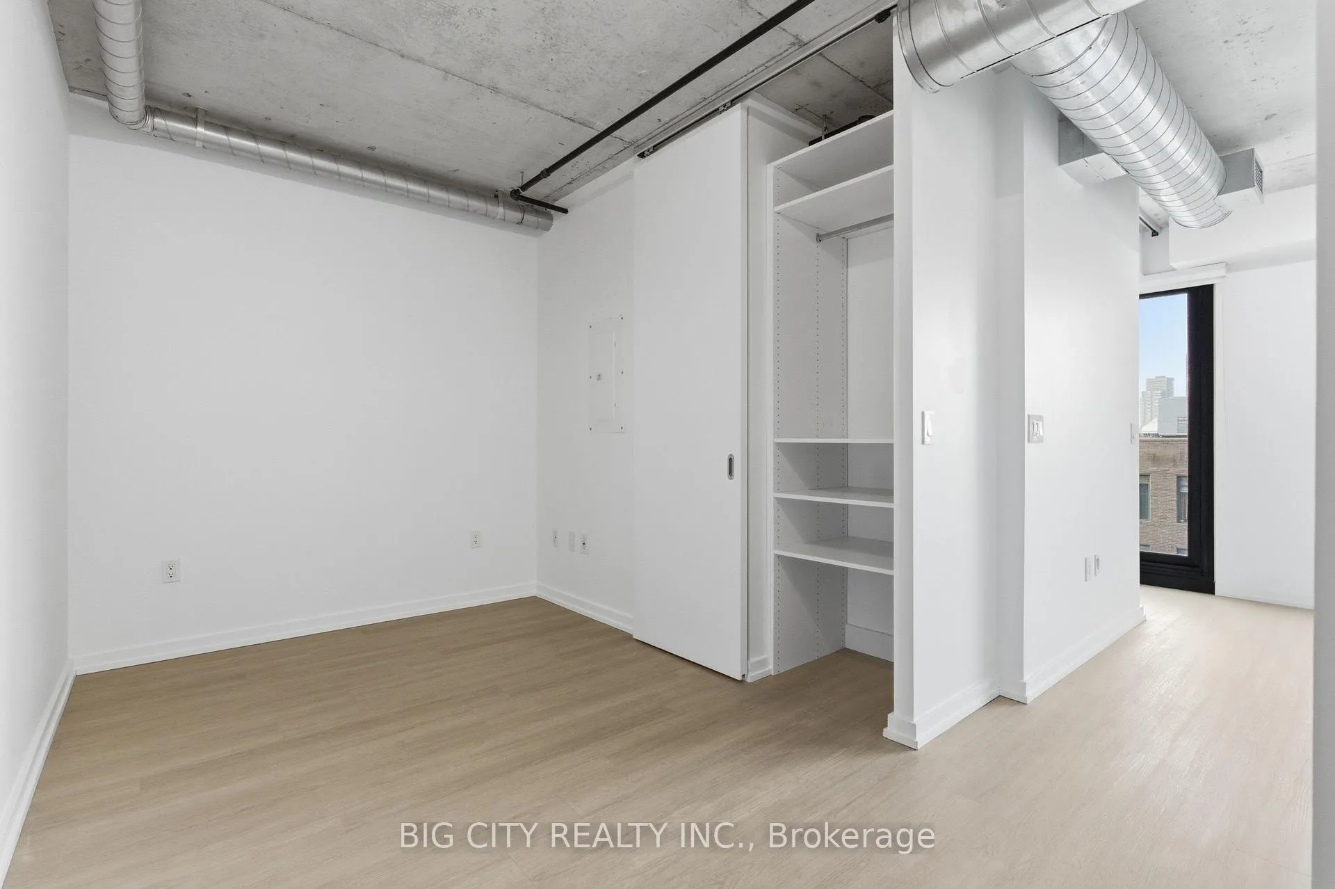 Photo 3 of Unit 545, 47 Lower River Street, Toronto, Moss Park — HOMEH