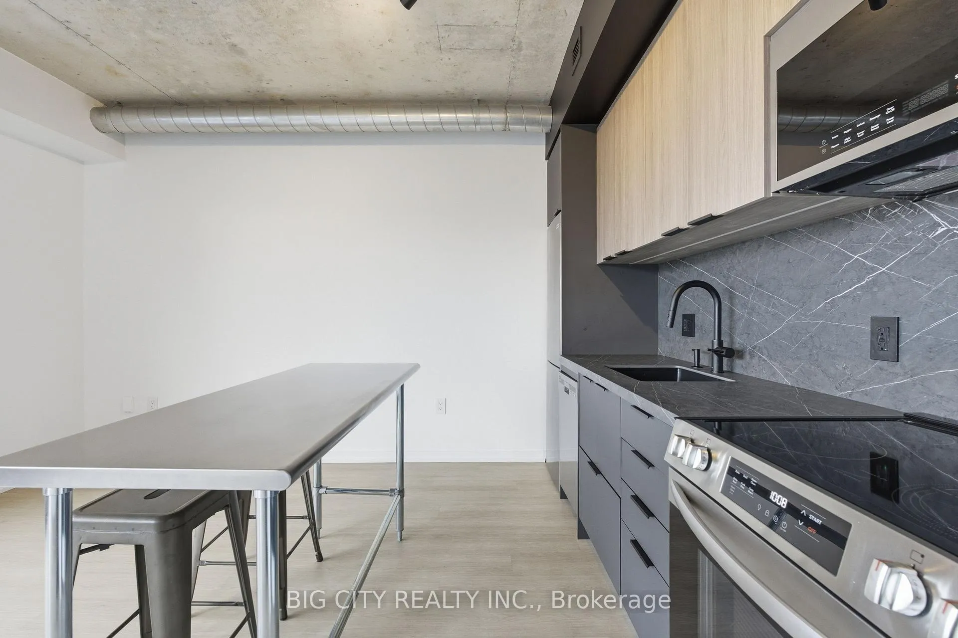 Photo 6 of Unit 545, 47 Lower River Street, Toronto, Moss Park — HOMEH