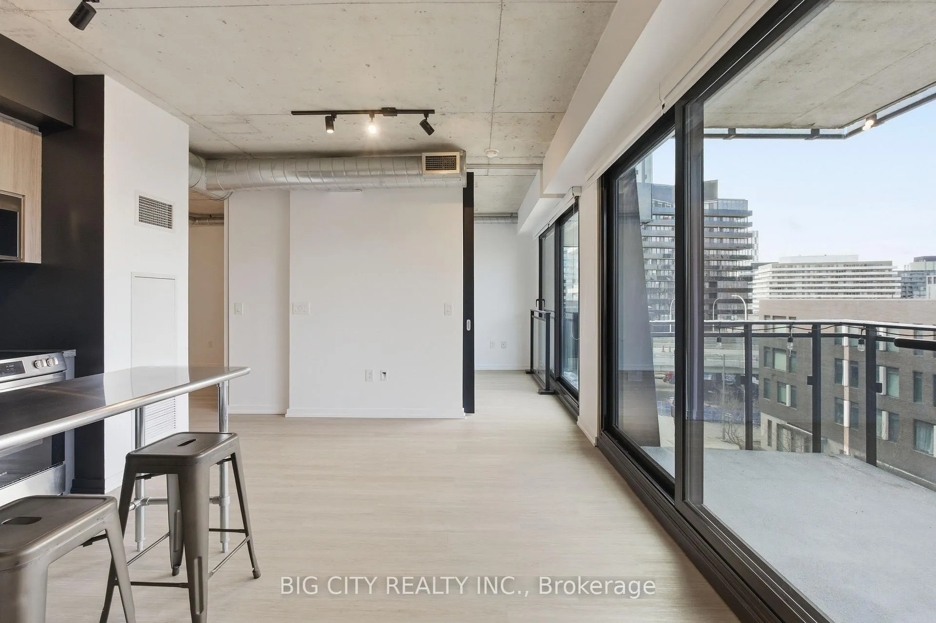 Photo 9 of Unit 545, 47 Lower River Street, Toronto, Moss Park — HOMEH